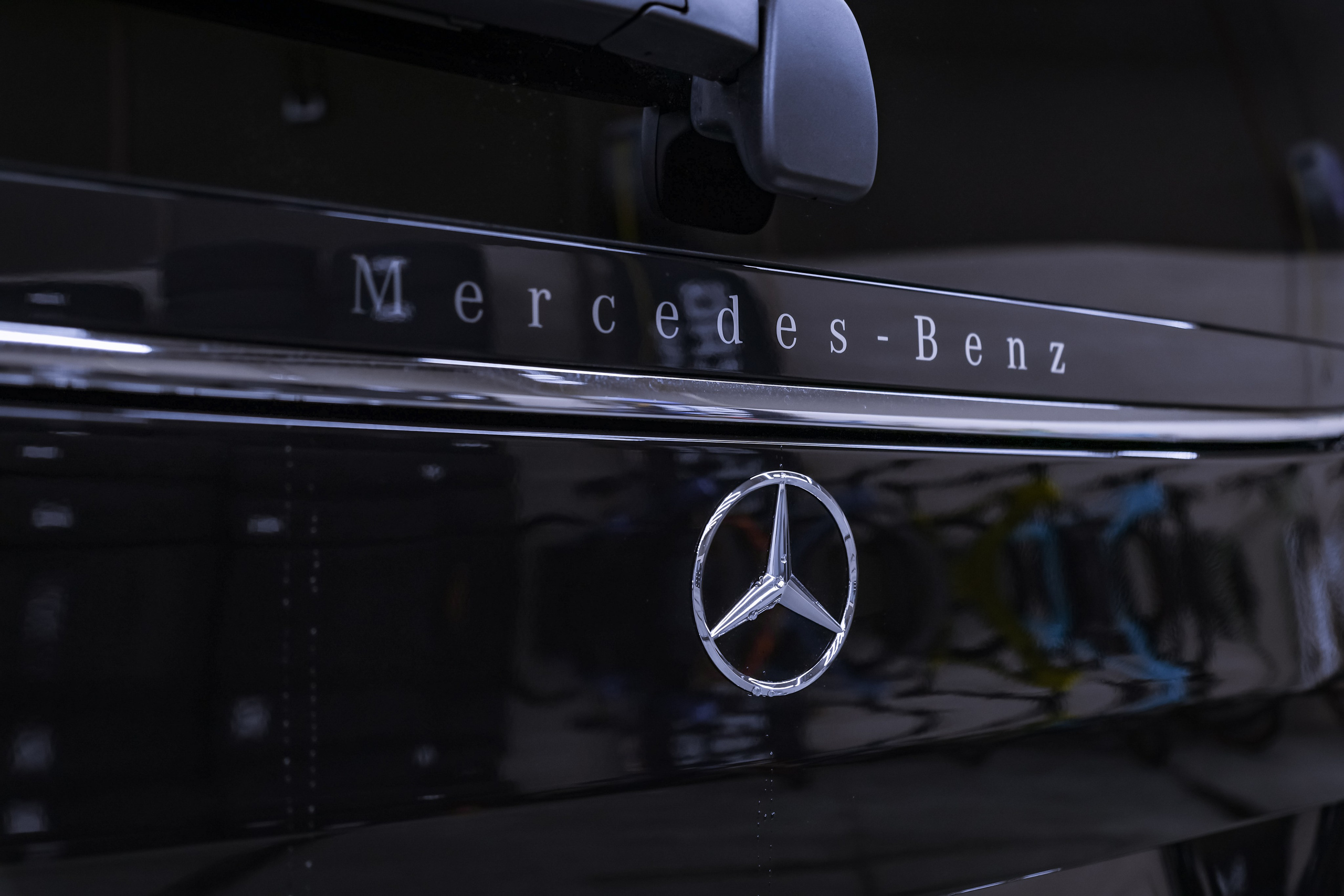 2024 MERCEDES BENZ V 300 d 4MATIC. Mixturecaptures