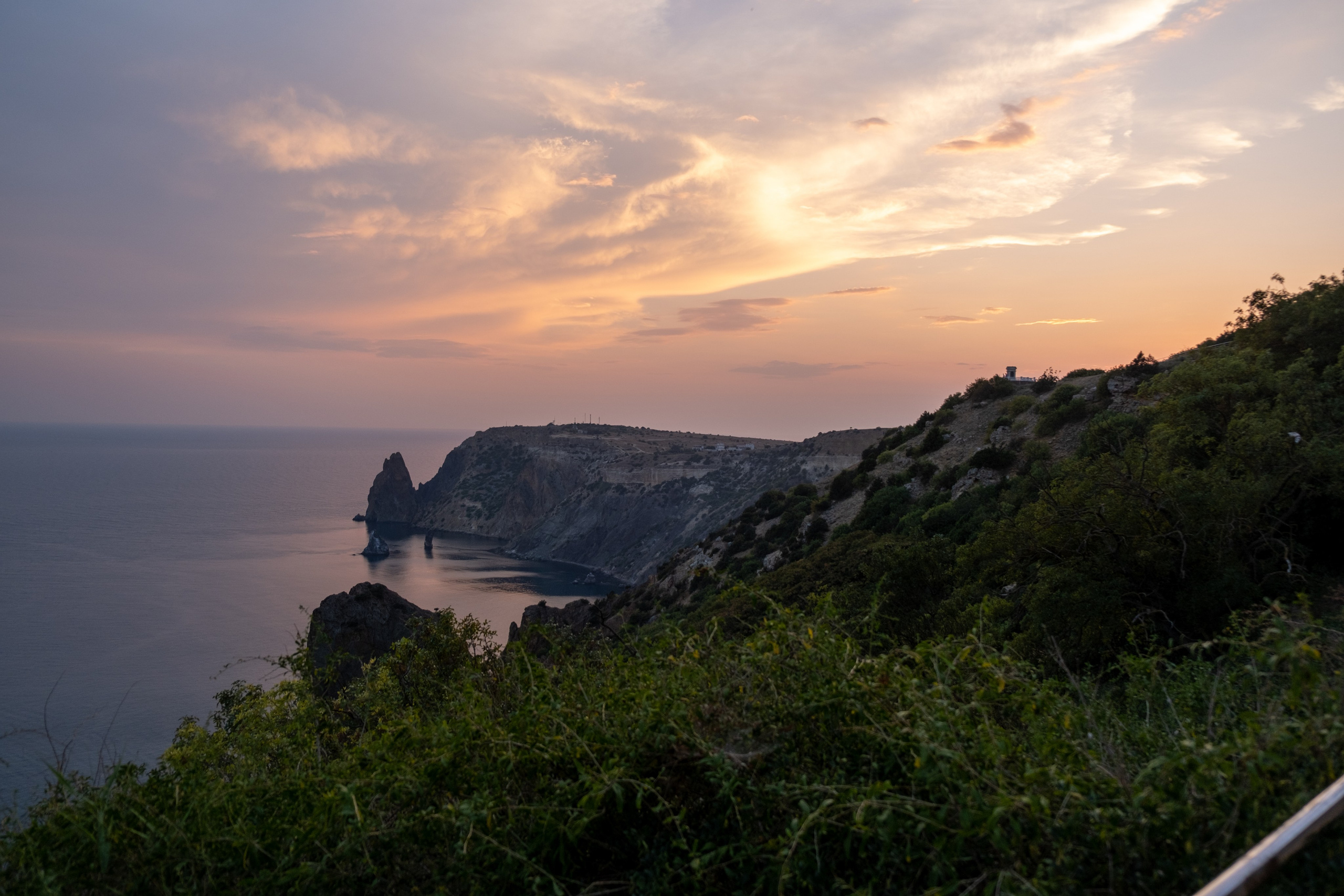 Самые красивые локации города Севастополь. Где пофотографироваться в Севастополе? Локации для фото. 1 место. Первое место. Место. Бывшее мес. Профессиональная фотосъемка в Крыму. Натуральные эмоции и живые кадры. Забронируйте дату прямо сейчас!