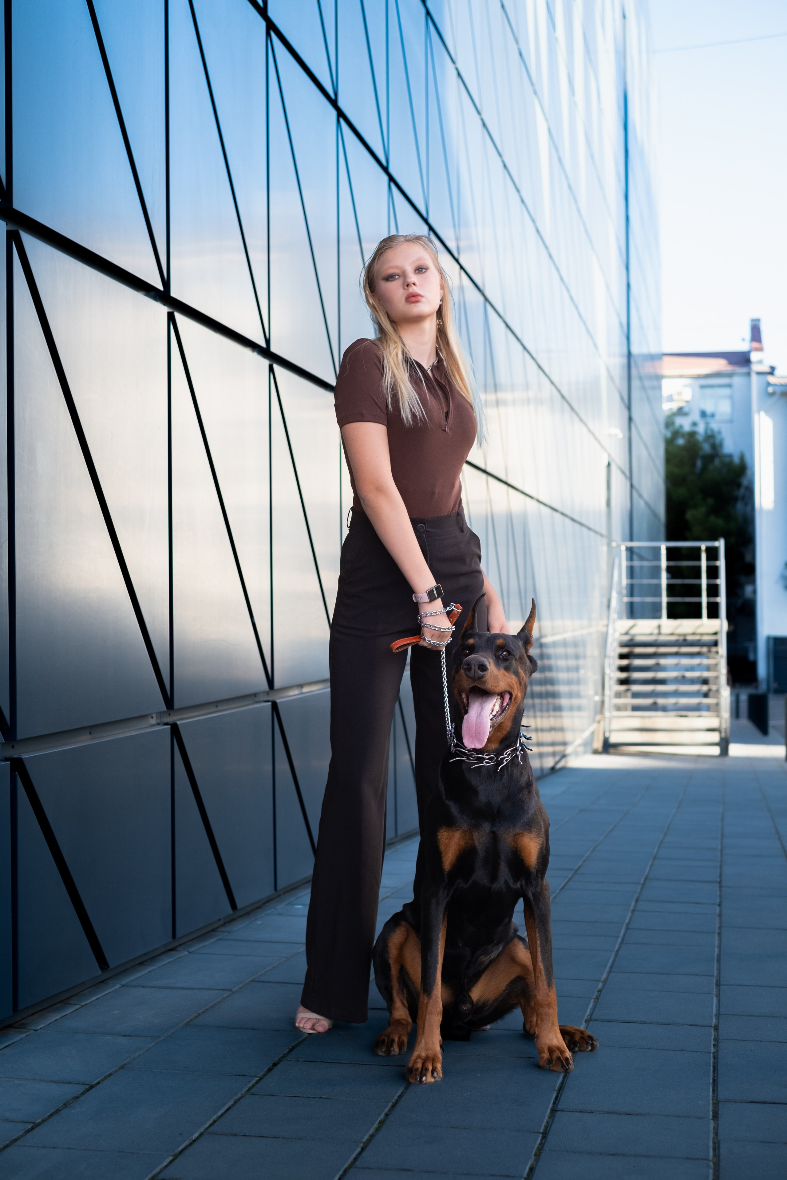 Фотосессия с Доберманом. Профессиональная фотосъемка в Крыму. Натуральные эмоции и живые кадры. Забронируйте дату прямо сейчас!