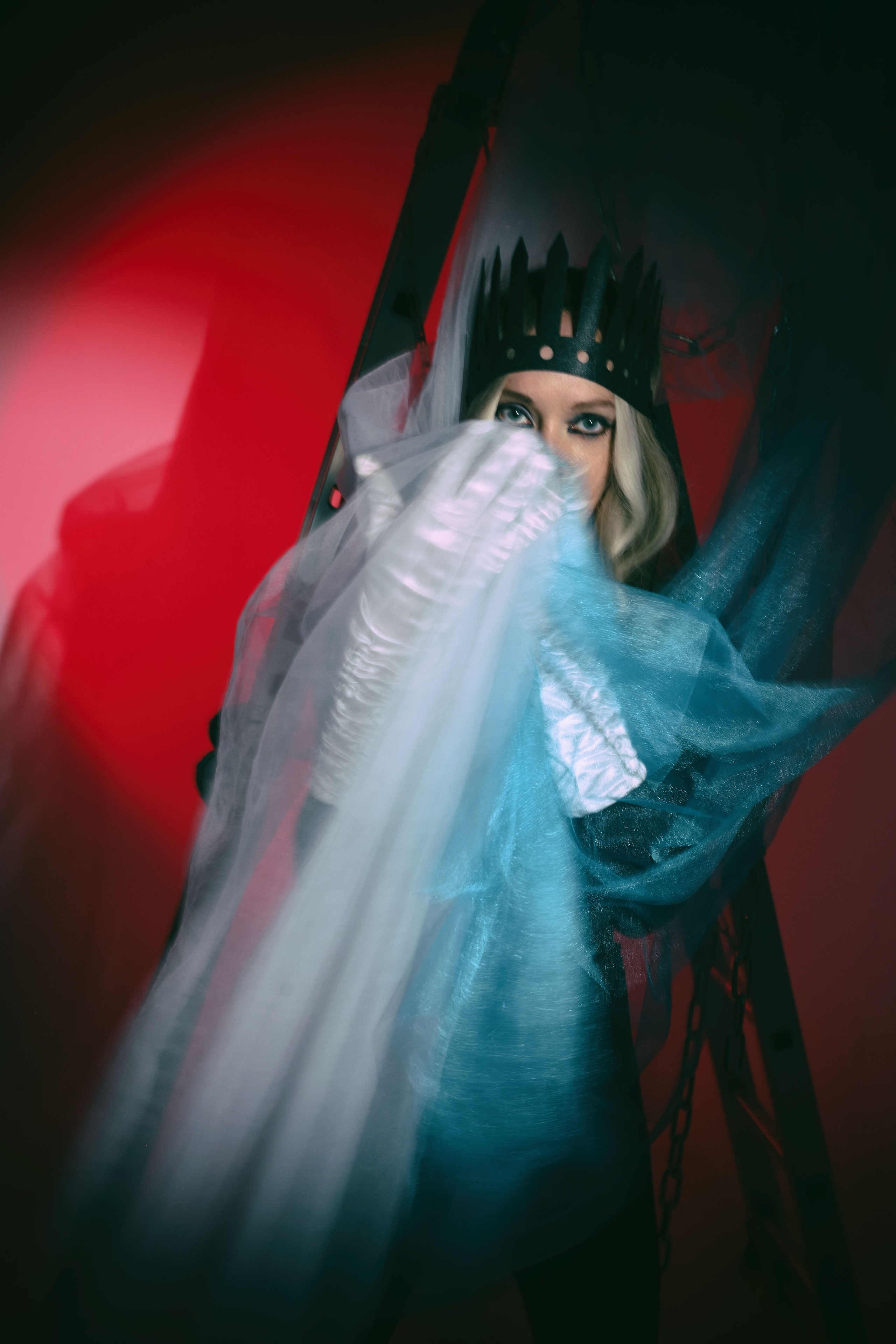 NEO-TSAREVNA. Yulia Yurchevskaya | Art Director & Visual Visionary