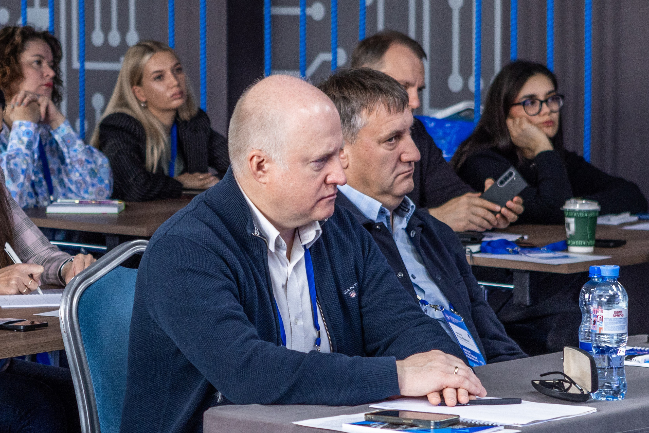 Конференция — земельно-имущественные отношения. Рекламный, предметный, репортажный, семейный фотограф и художник в Москве