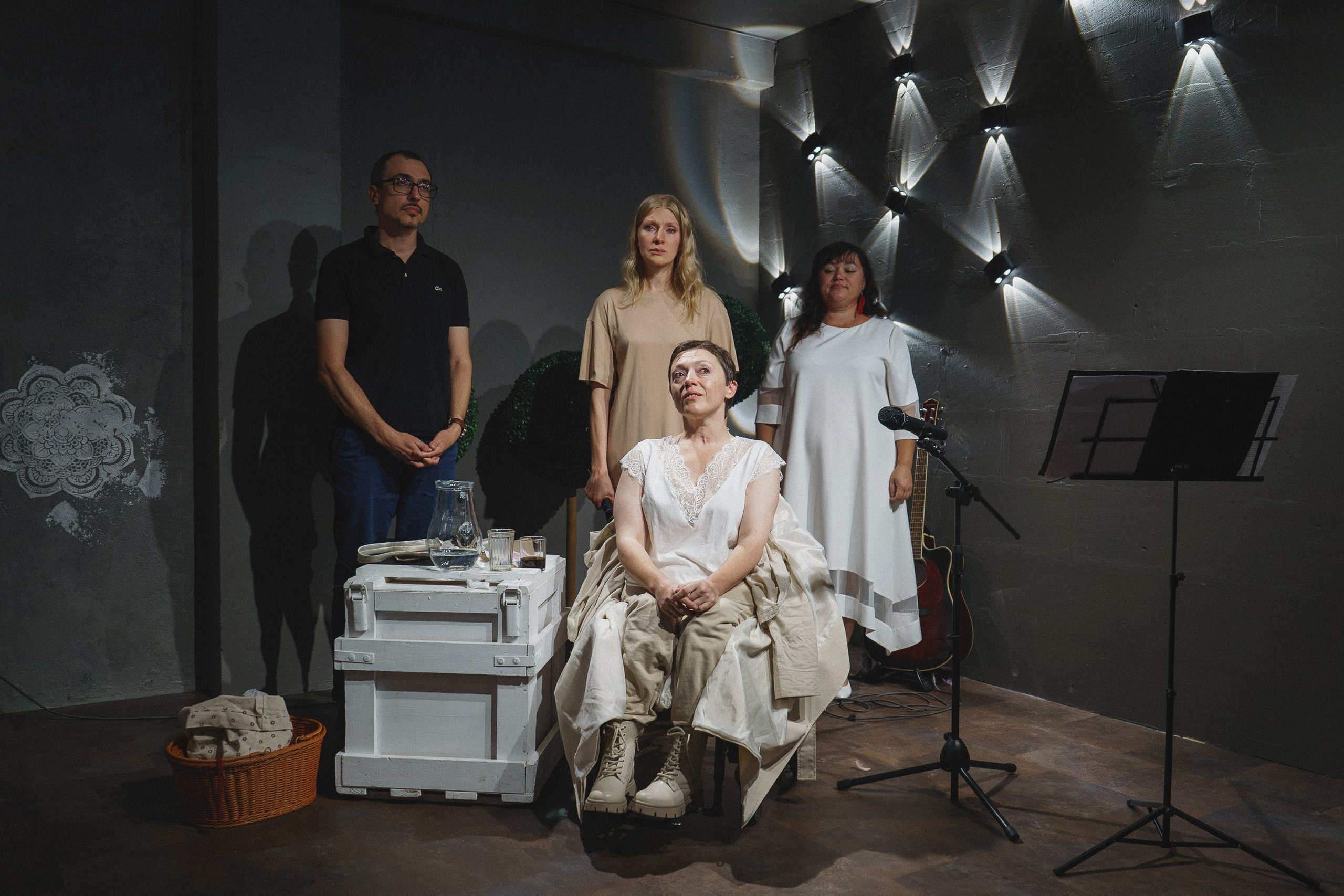 Спектакль-концерт «Как девица из лап смерти выбиралась». Фотомастерская Воробьевых