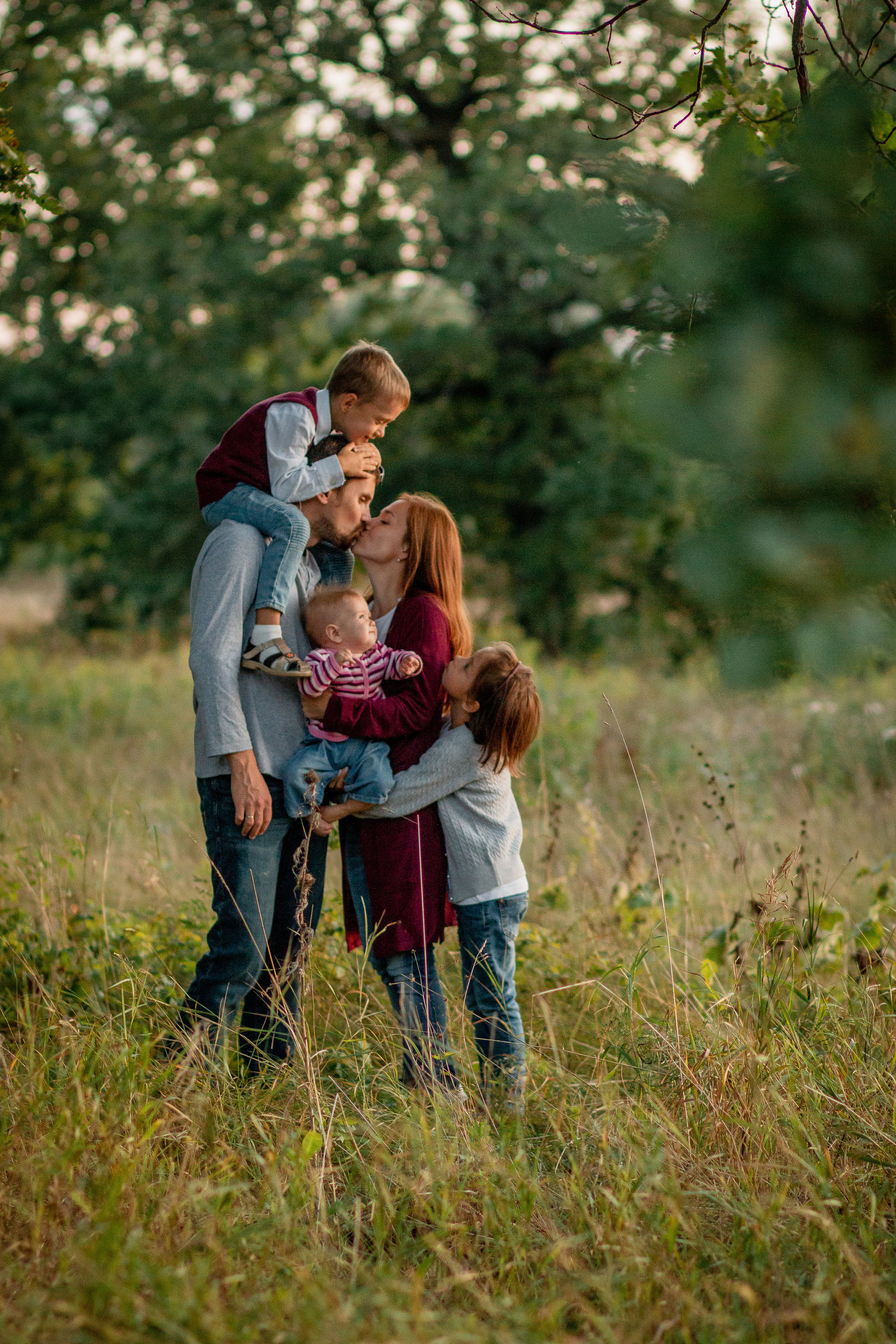 Коленки в Дубках. Семейный фотограф в Рязани Харламова Влада