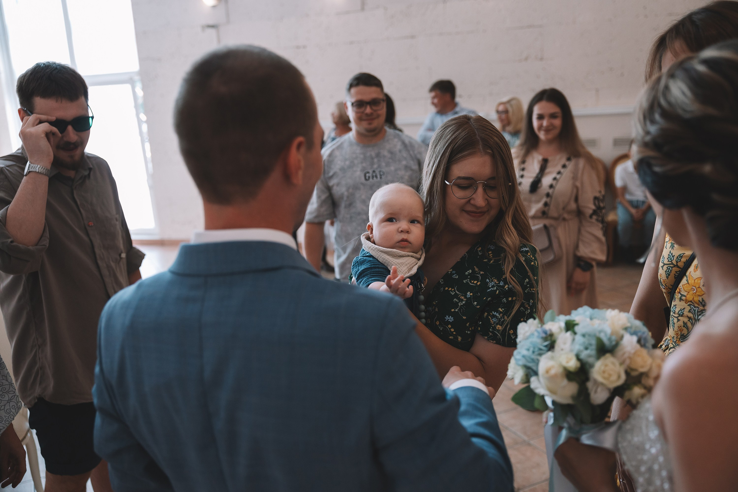 Свадебная фотосессия с росписью в ЗАГСе Видное и фотосессией с машиной. Свадебный фотограф в Москве — Оскар Гелманов