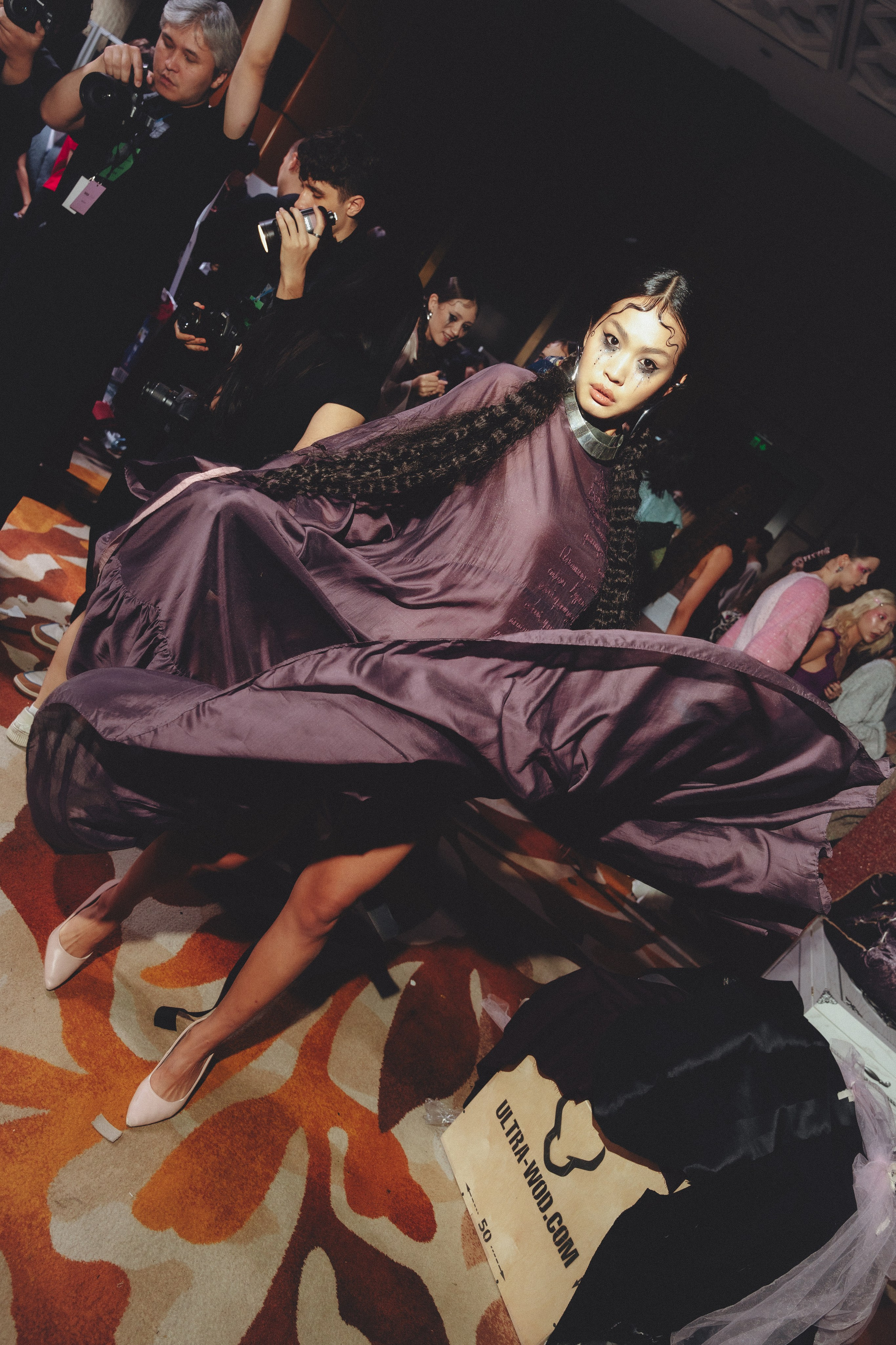 VISA FASHION WEEK ALMATY SS26 / BACKSTAGE ZONE