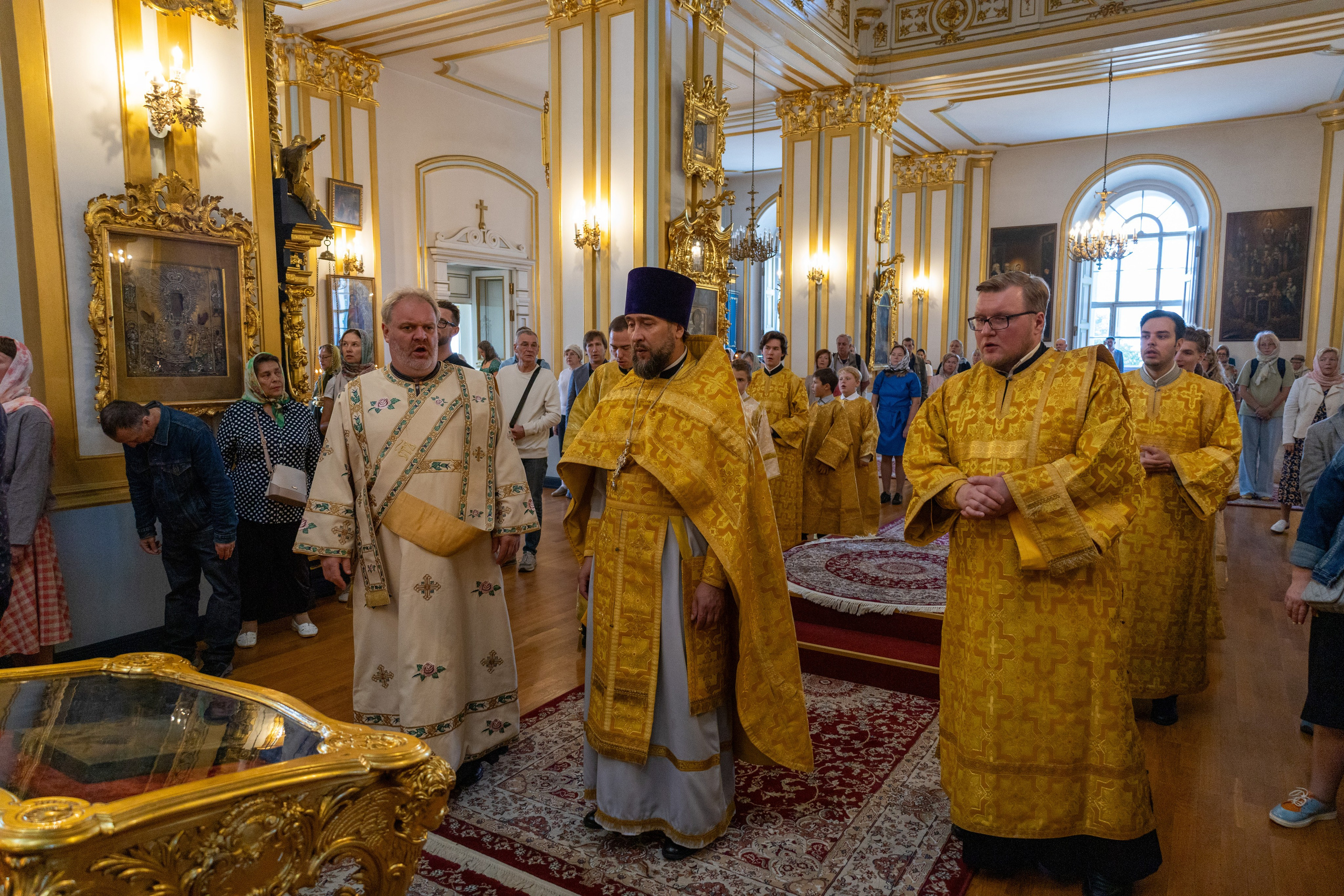 НЕДЕЛЯ 13-Я ПО ПЯТИДЕСЯТНИЦЕ. ГЛАС 4-Й. ПЕРЕНЕСЕНИЕ МОЩЕЙ АП. ВАРФОЛОМЕЯ. АП. ОТ 70-ТИ ТИТА, ЕП. КРИТСКОГО. НИКОЛО-БОГОЯВЛЕНСКИЙ МОРСКОЙ СОБОР