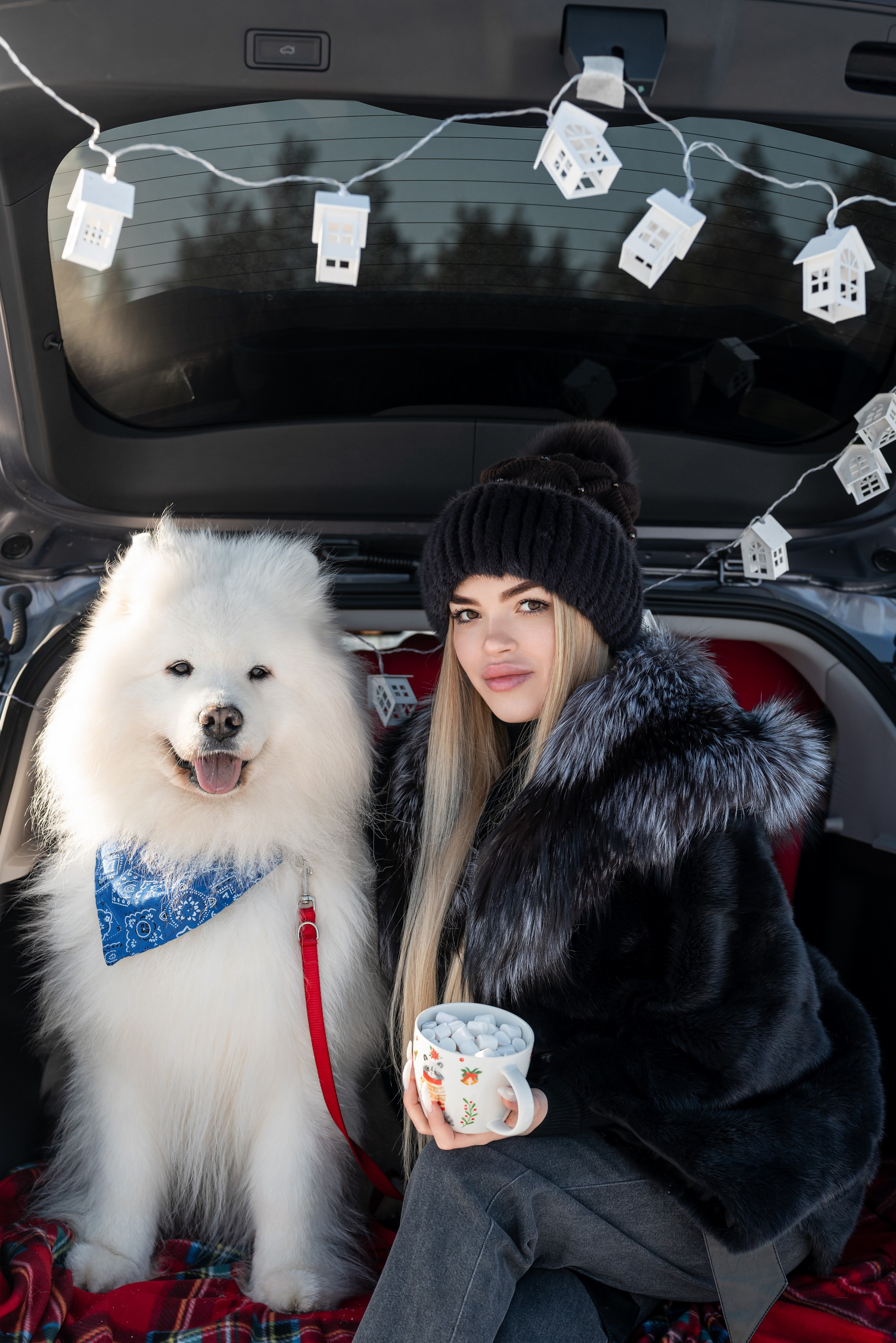 Фотопроект с Платоном и машиной на улице. Фотограф в городе Салават