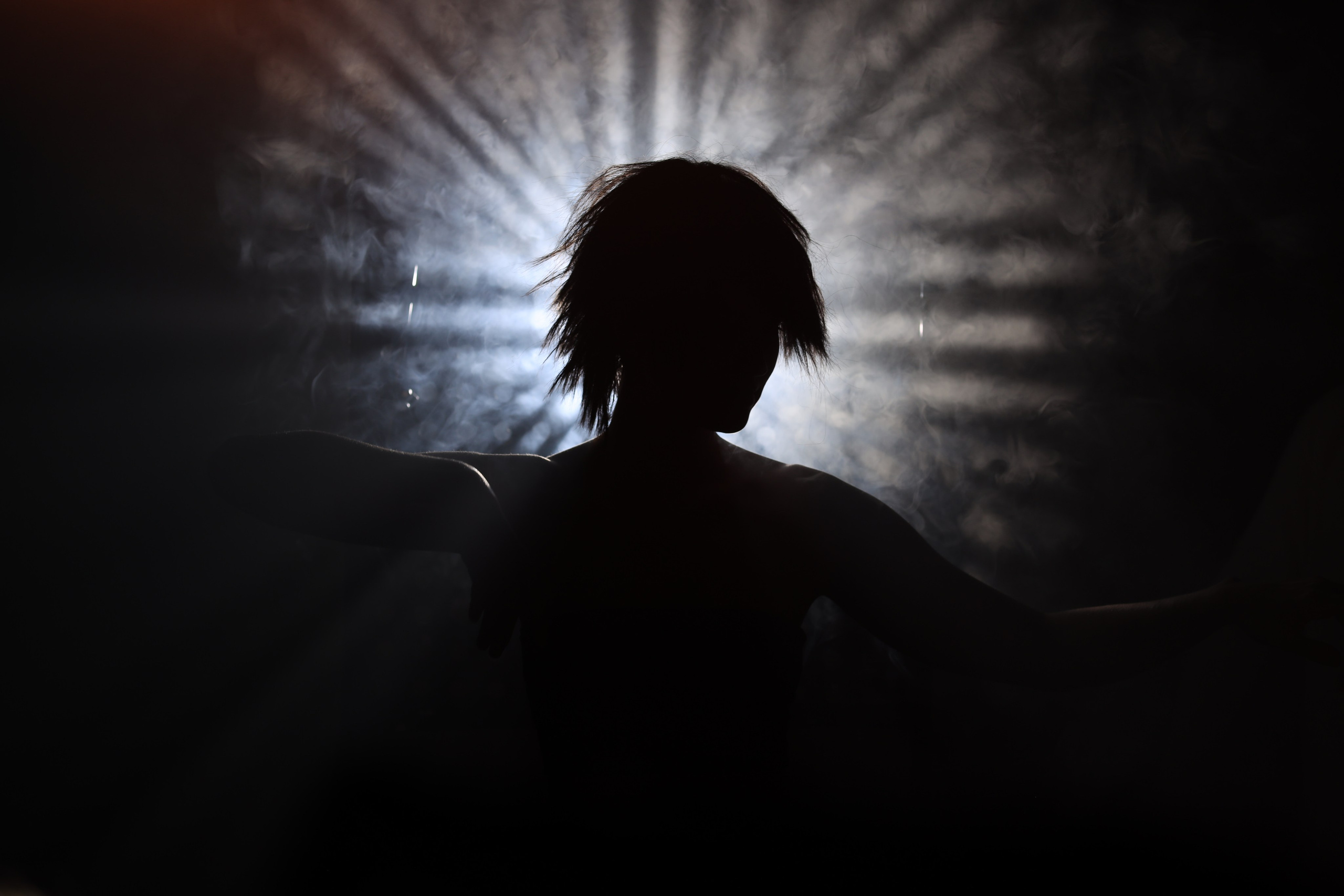 Дым и свет. Съемка в студии под ваш запрос, студийные съемки, фотографии архитектурных объектов — Александр Евстигнеев — фотограф Москва