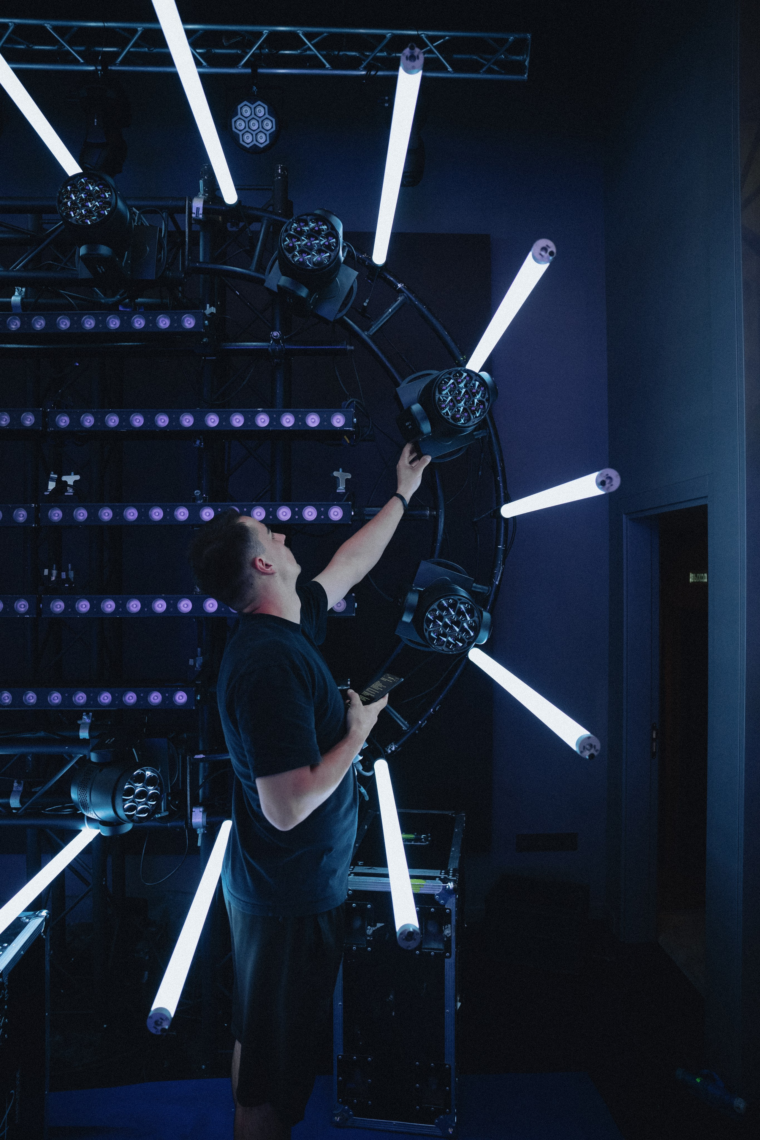 Бэки монтаж