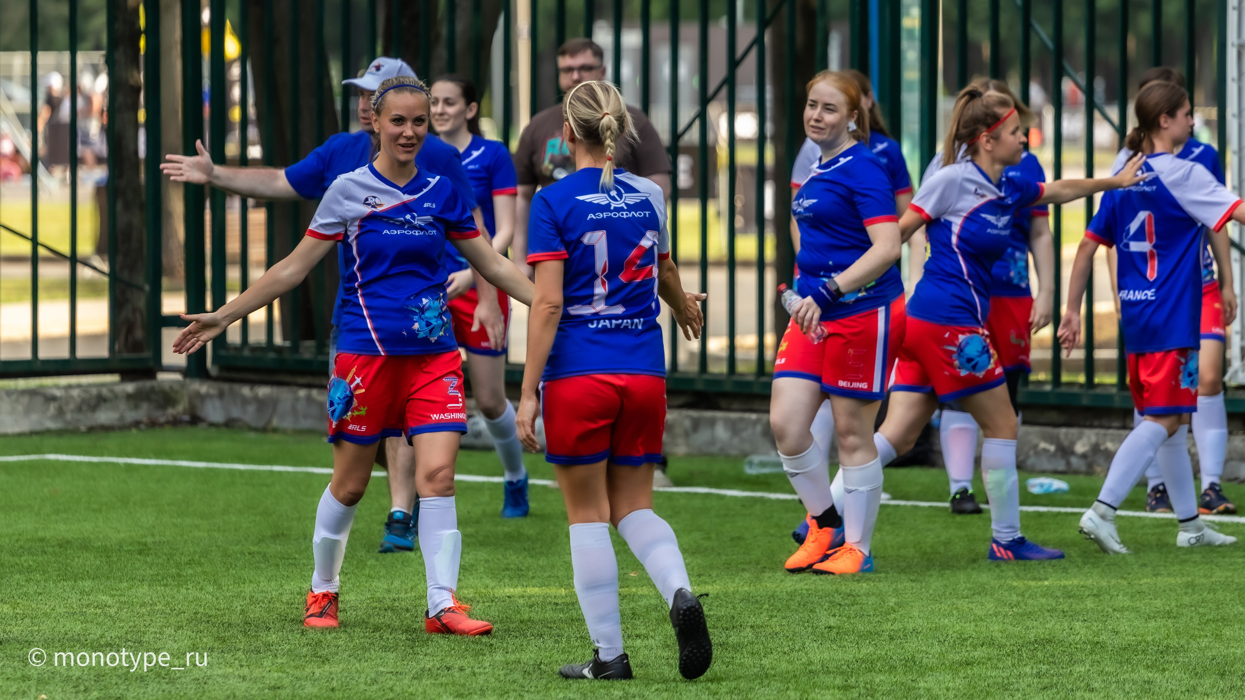 Всероссийский Кубок футбольных мам. Москва. Лужники