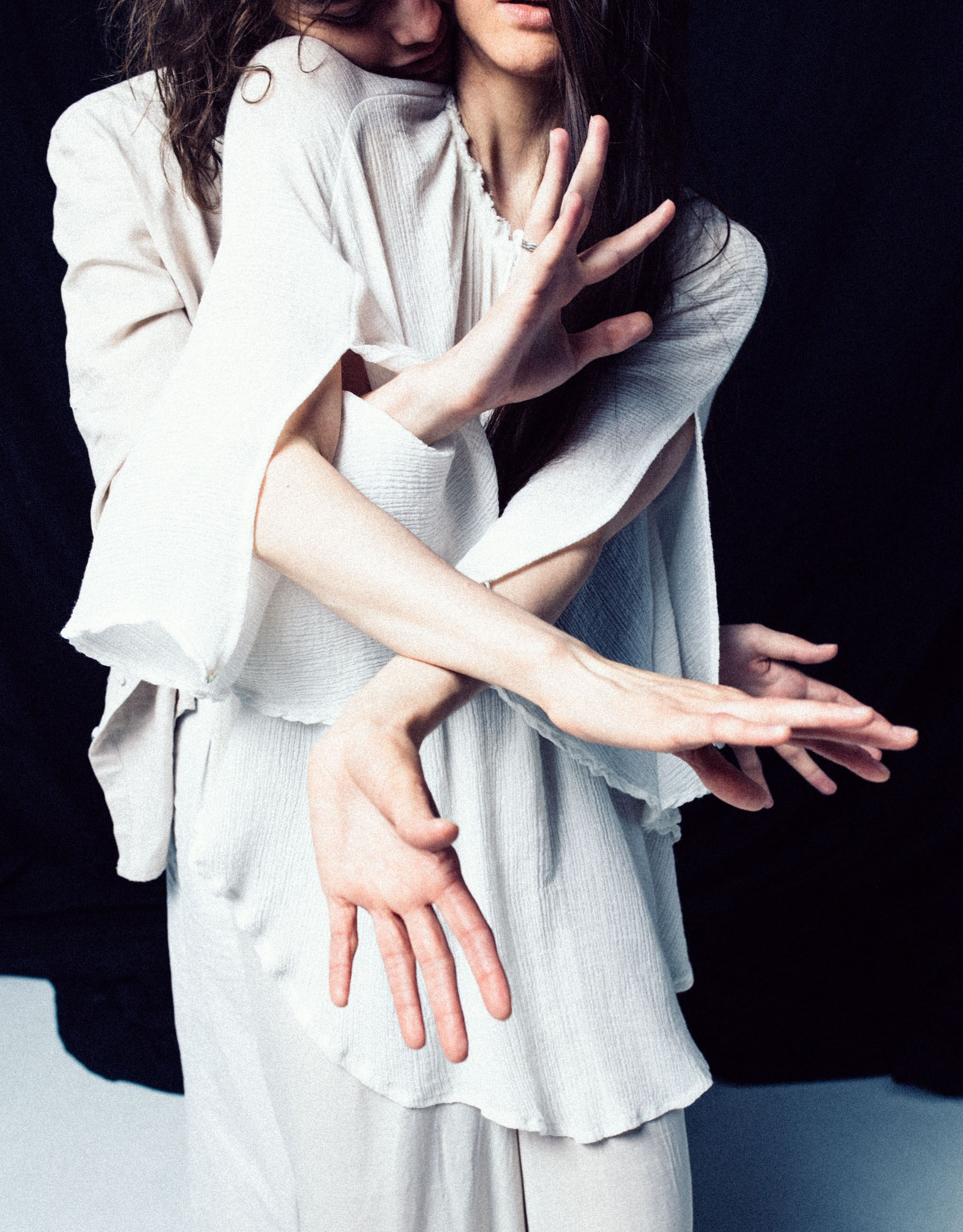 Съемка танцоров — парня и девушки