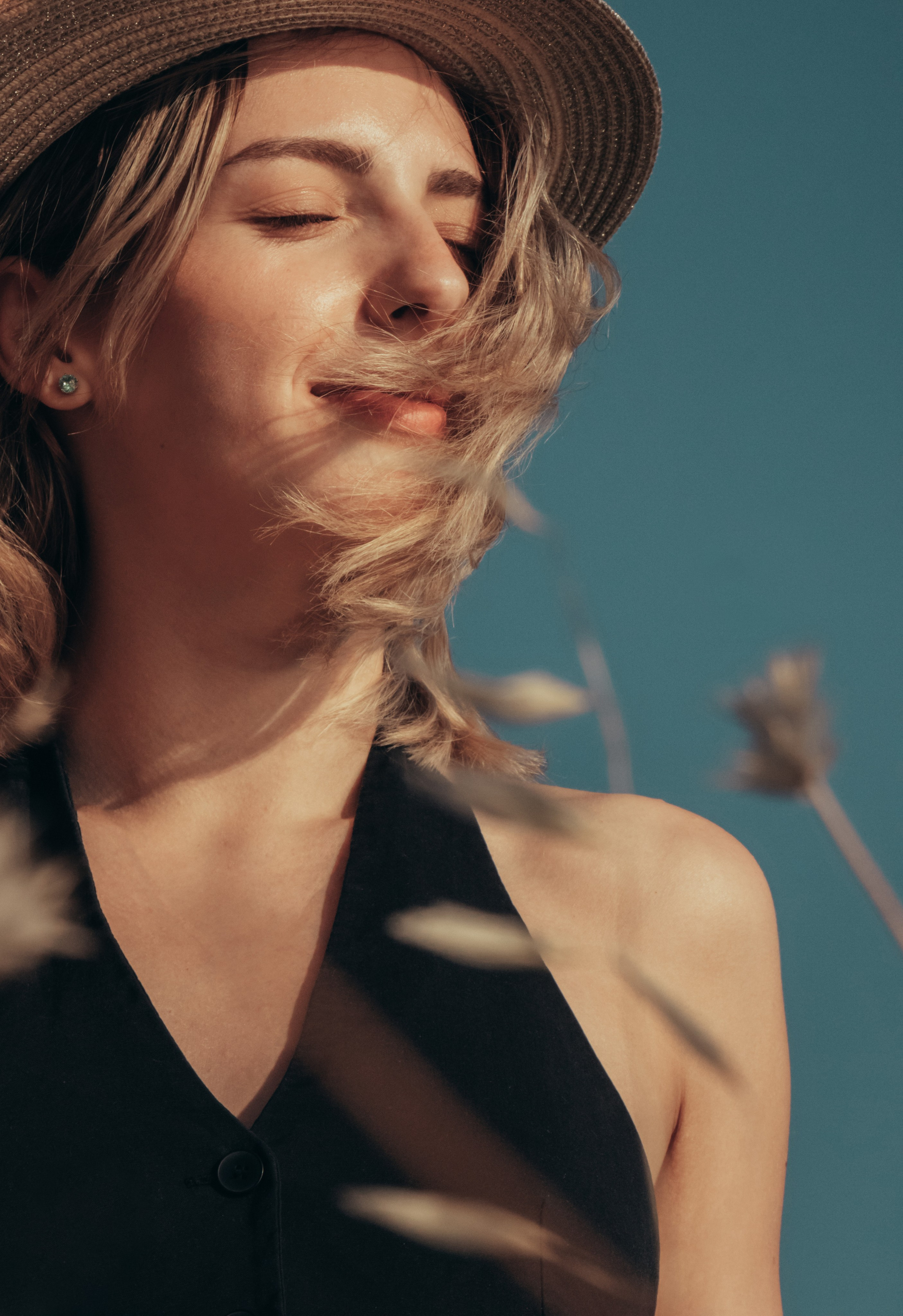 Therapeutic photosessions in Montenegro. Portrait photographer in Tivat Montenegro Katerina Kirsanova