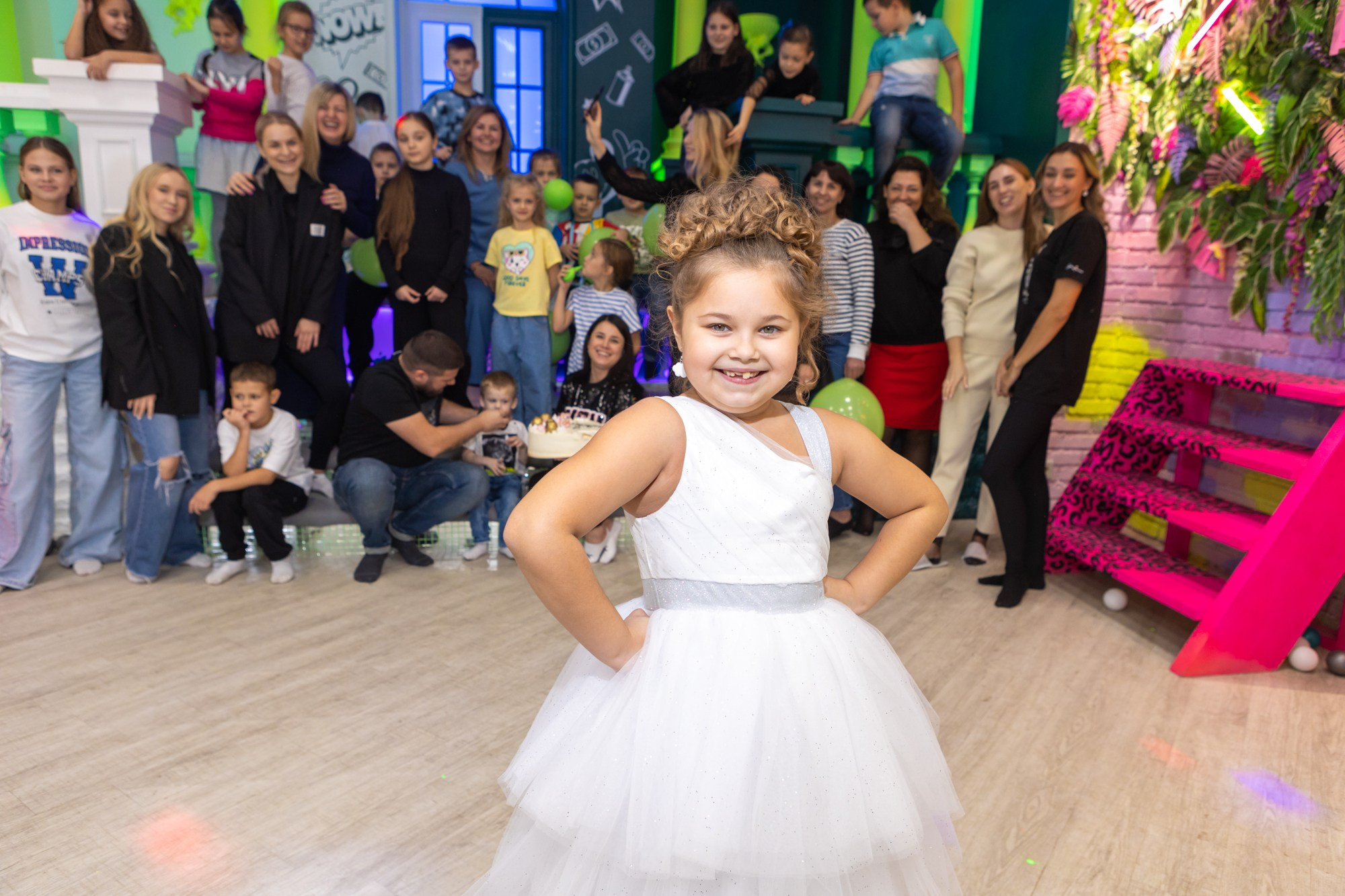 День Рождения в студии mr donalds. Фотограф в Оренбурге. Профессиональный фотограф