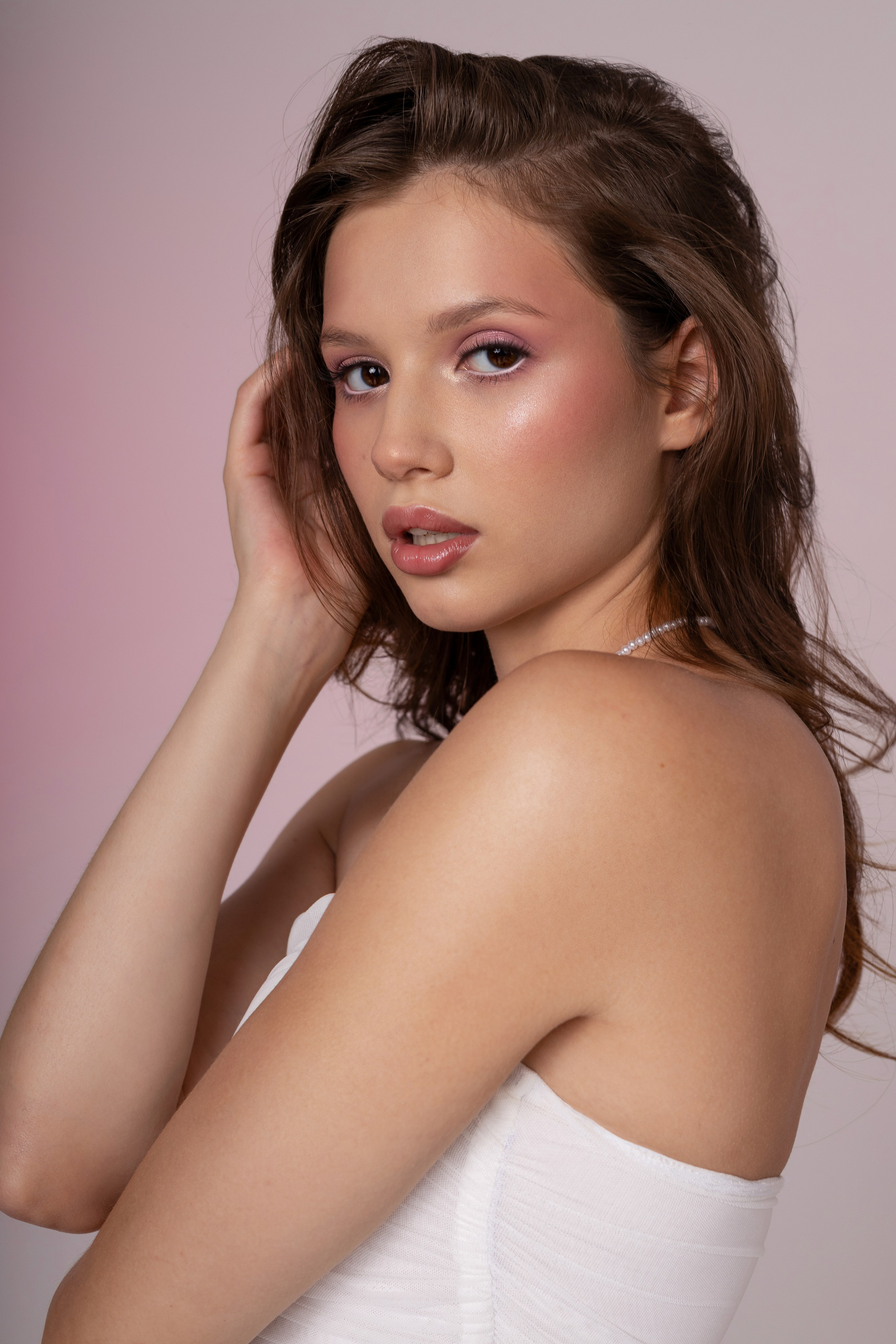 В студии. Асель Мурзина фотограф Казань