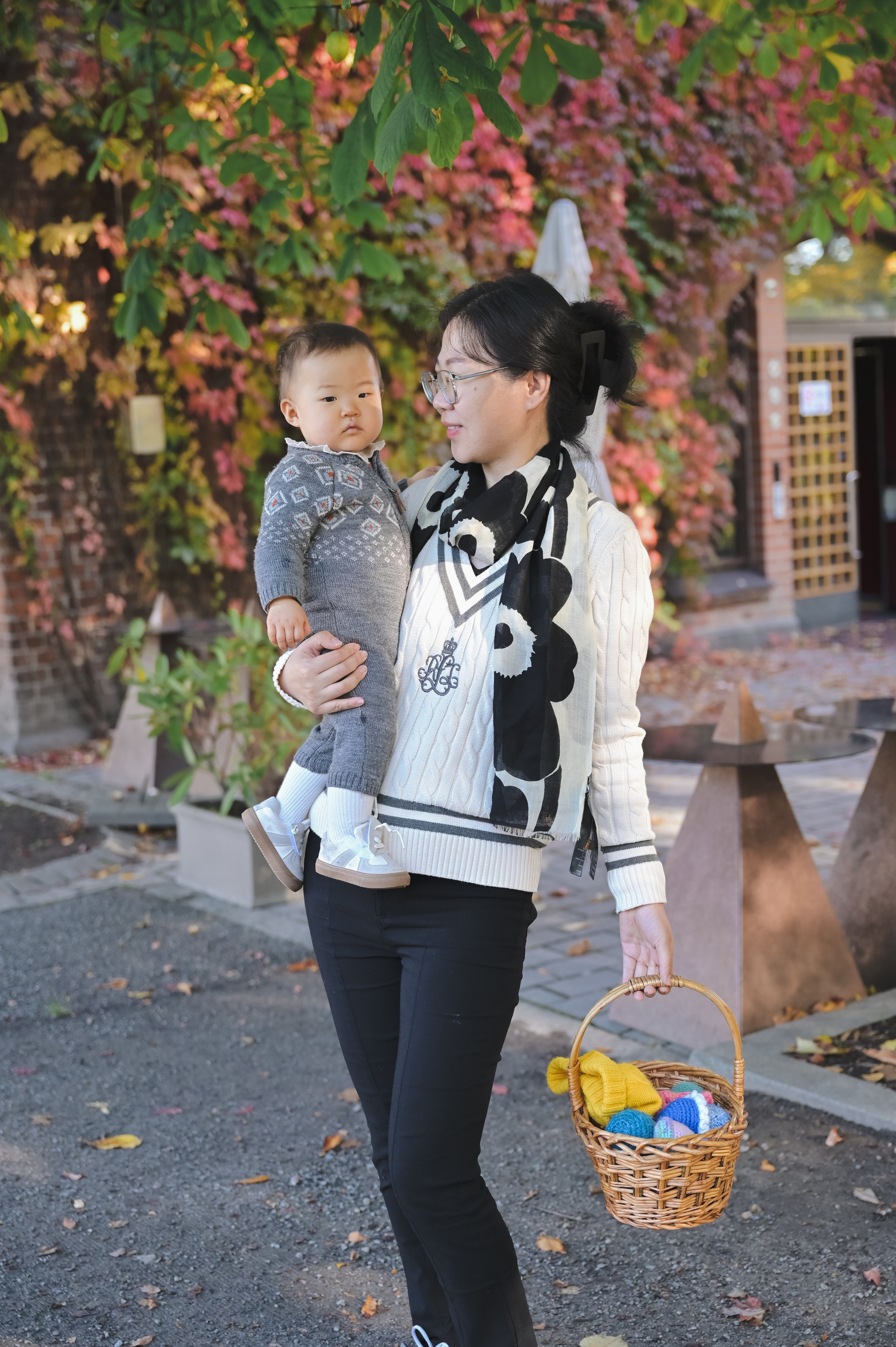 Yihu and Ahah. Family and content photographer