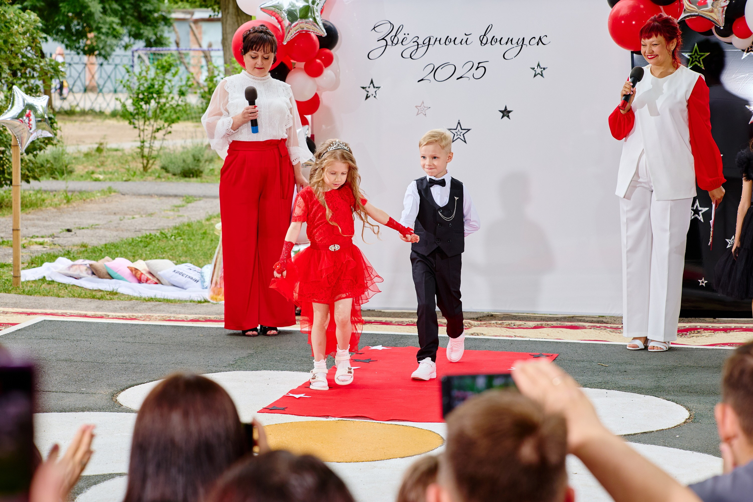 Выпускной 45 сад. Фотограф Выпускные альбомы Таганрог Сергей Коробченко