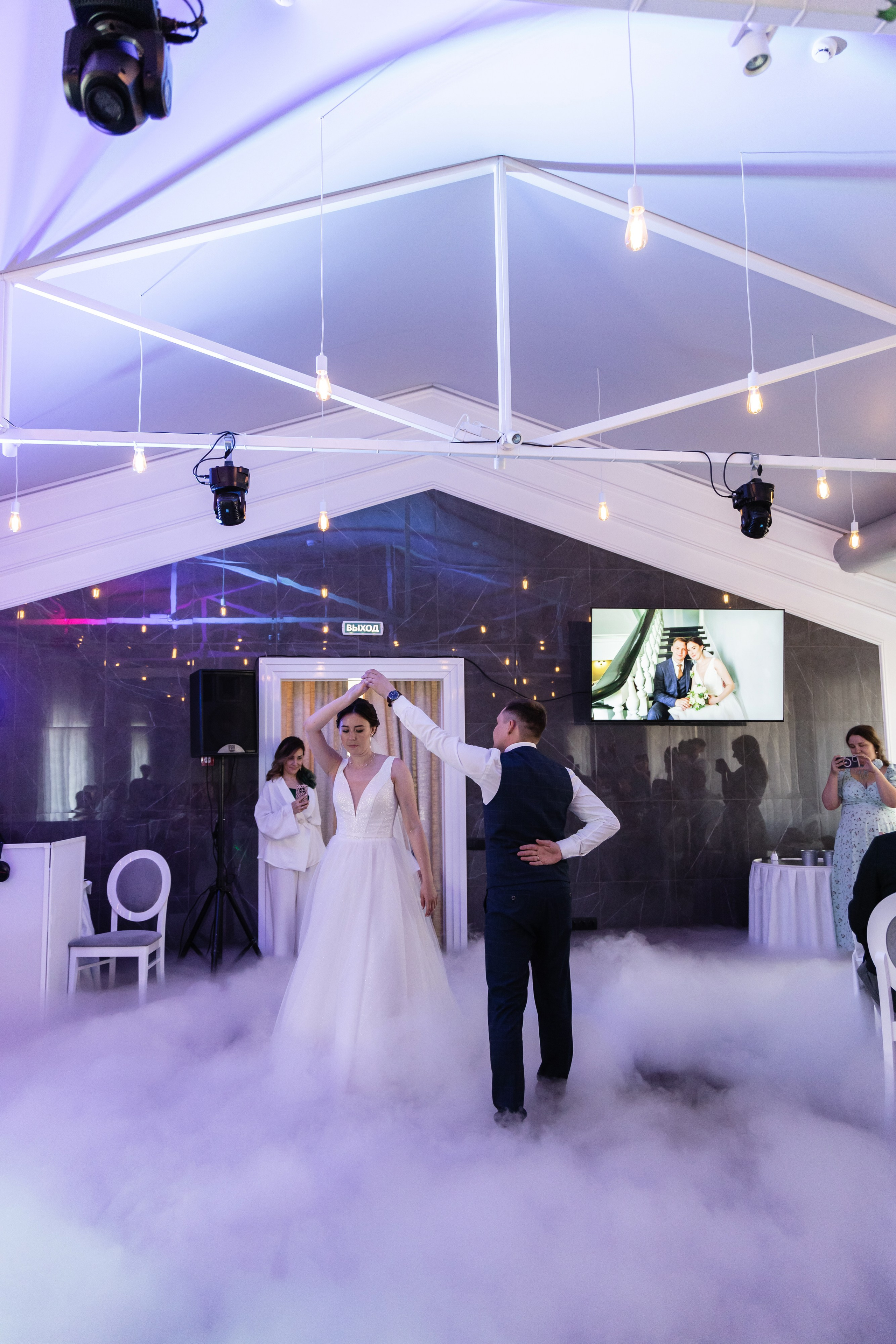 Алёна и Денис (полный день). Фотограф в Барнауле Юлия Садвокасова