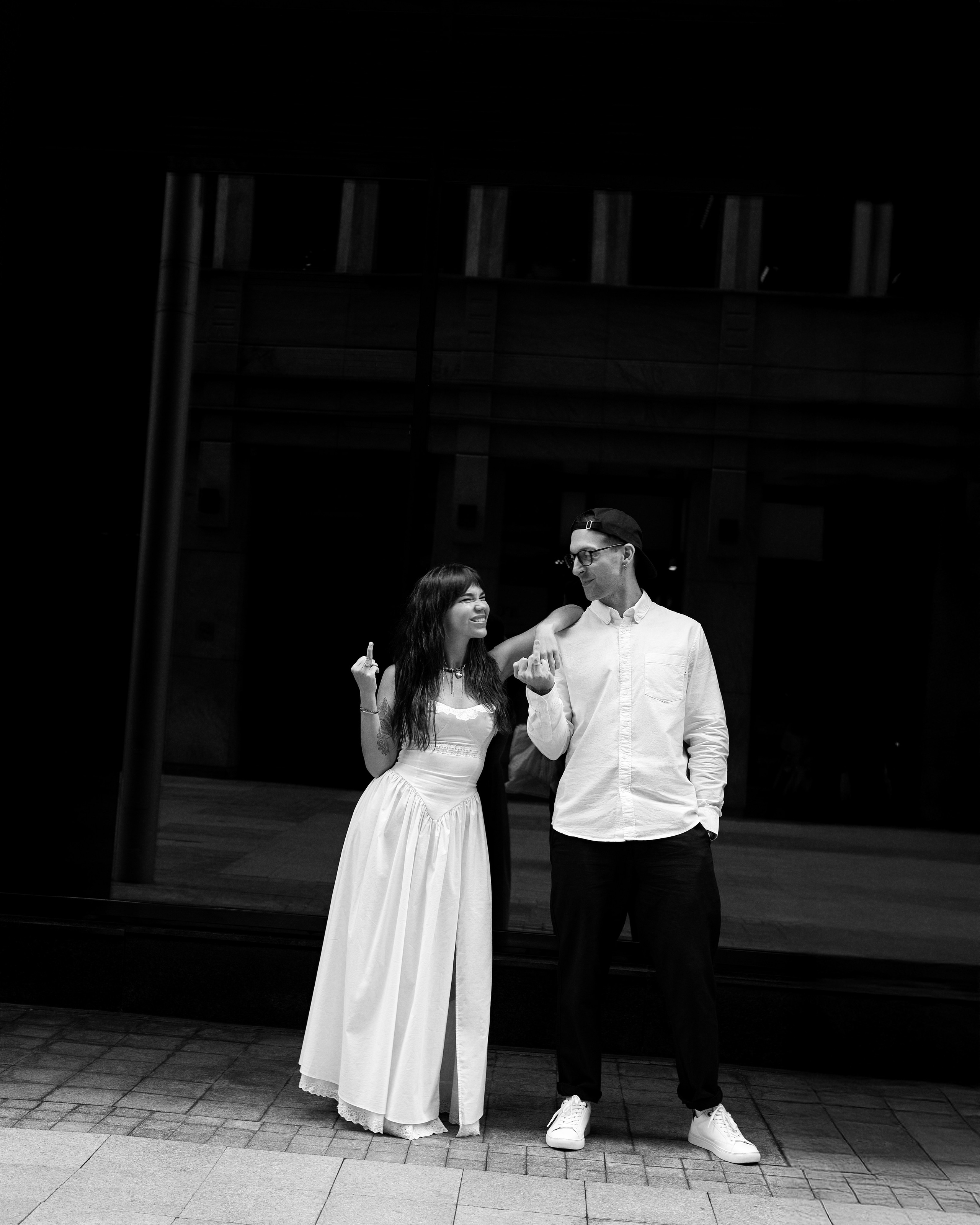 Свадебная Прогулка Виктория и Артем. Портретный Студийный и уличный фотограф Москва. Индивидуальные, Семейные, Беременность, Будуар, Каталог, контент съемки для блога и бизнеса