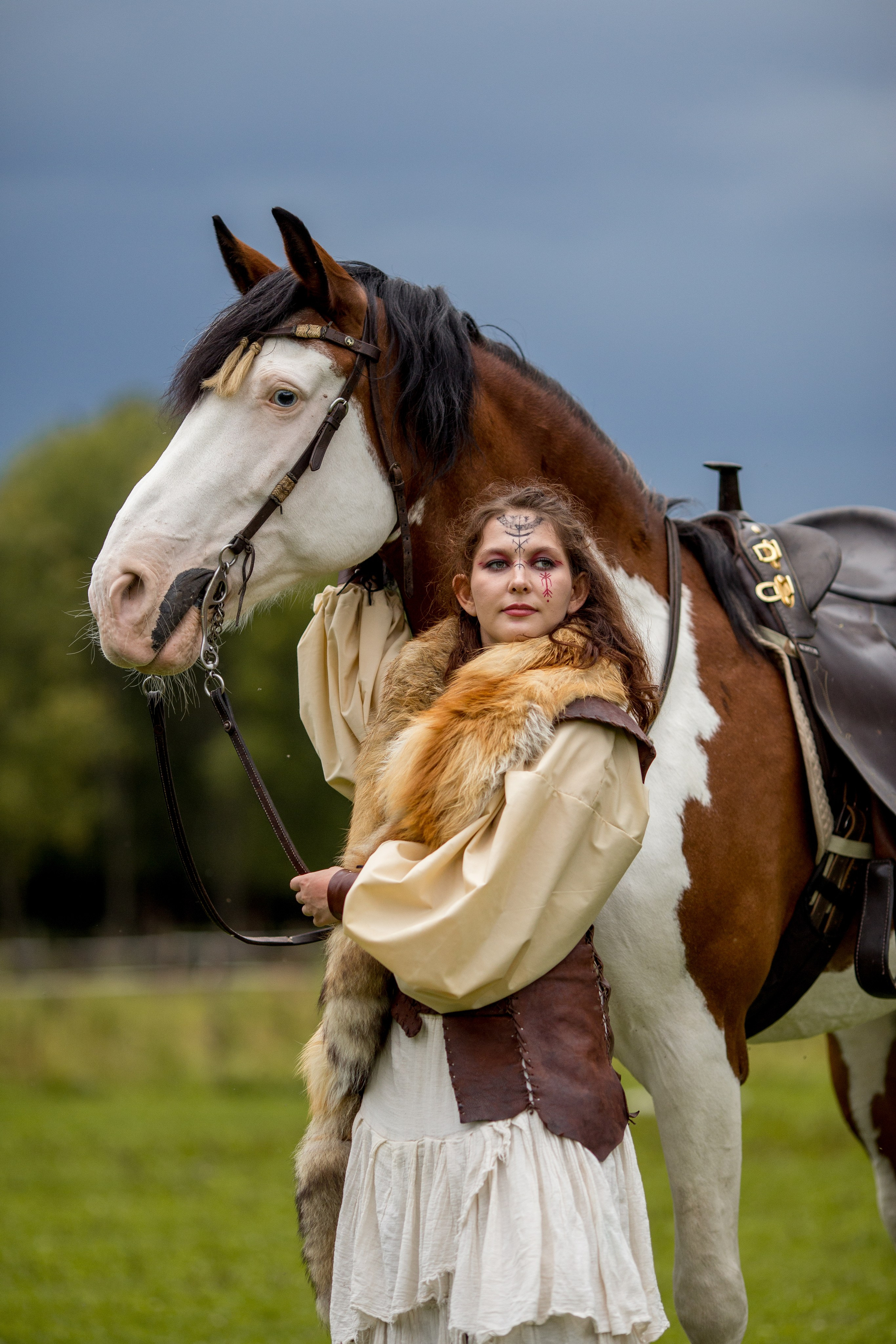 Фотосессия с лошадью в скандинавском стиле