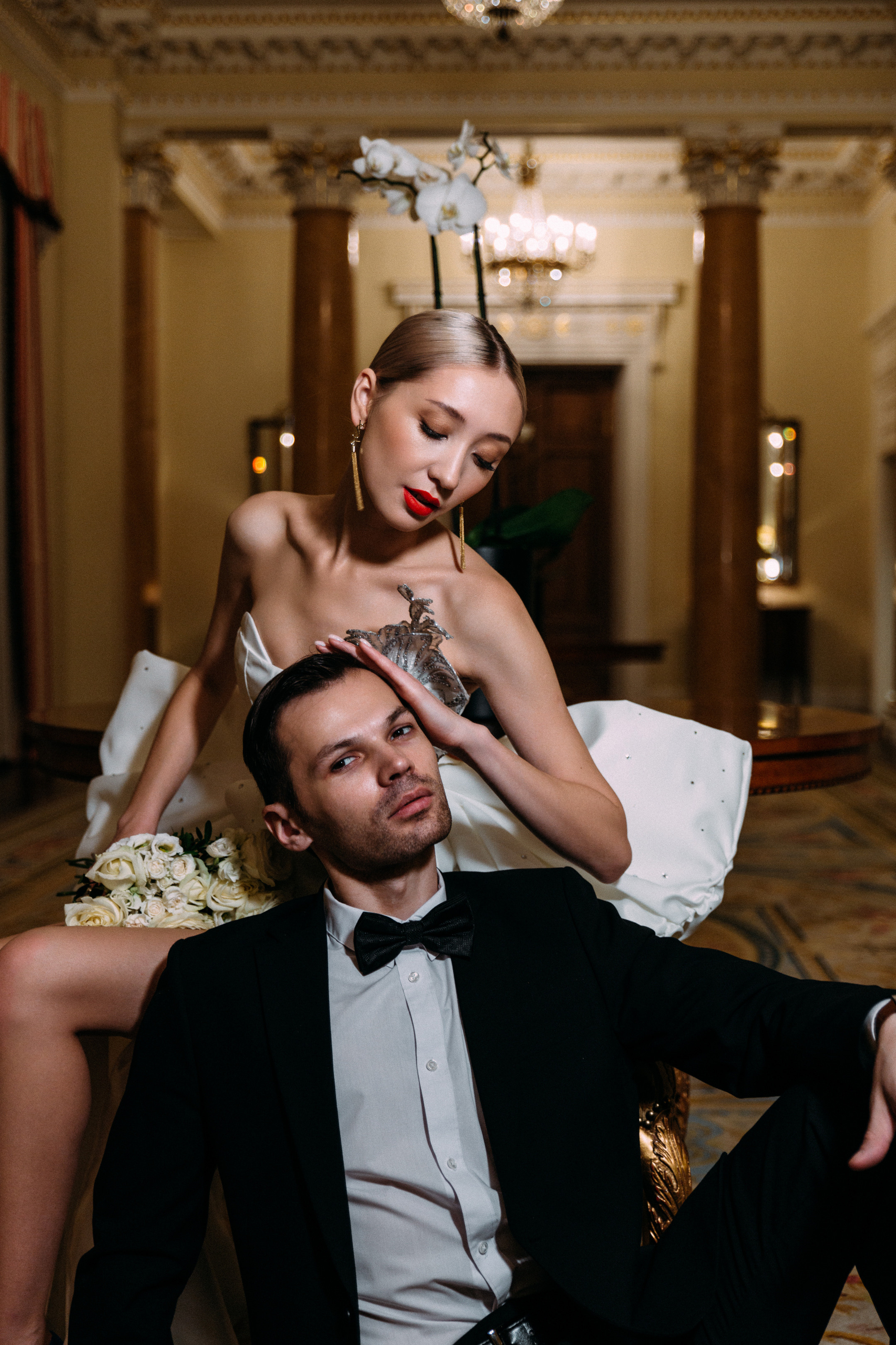 Свадебная фотосъёмка в отеле Four Seasons Lion. Свадебный фотограф и видеограф — Сергей и Дарья