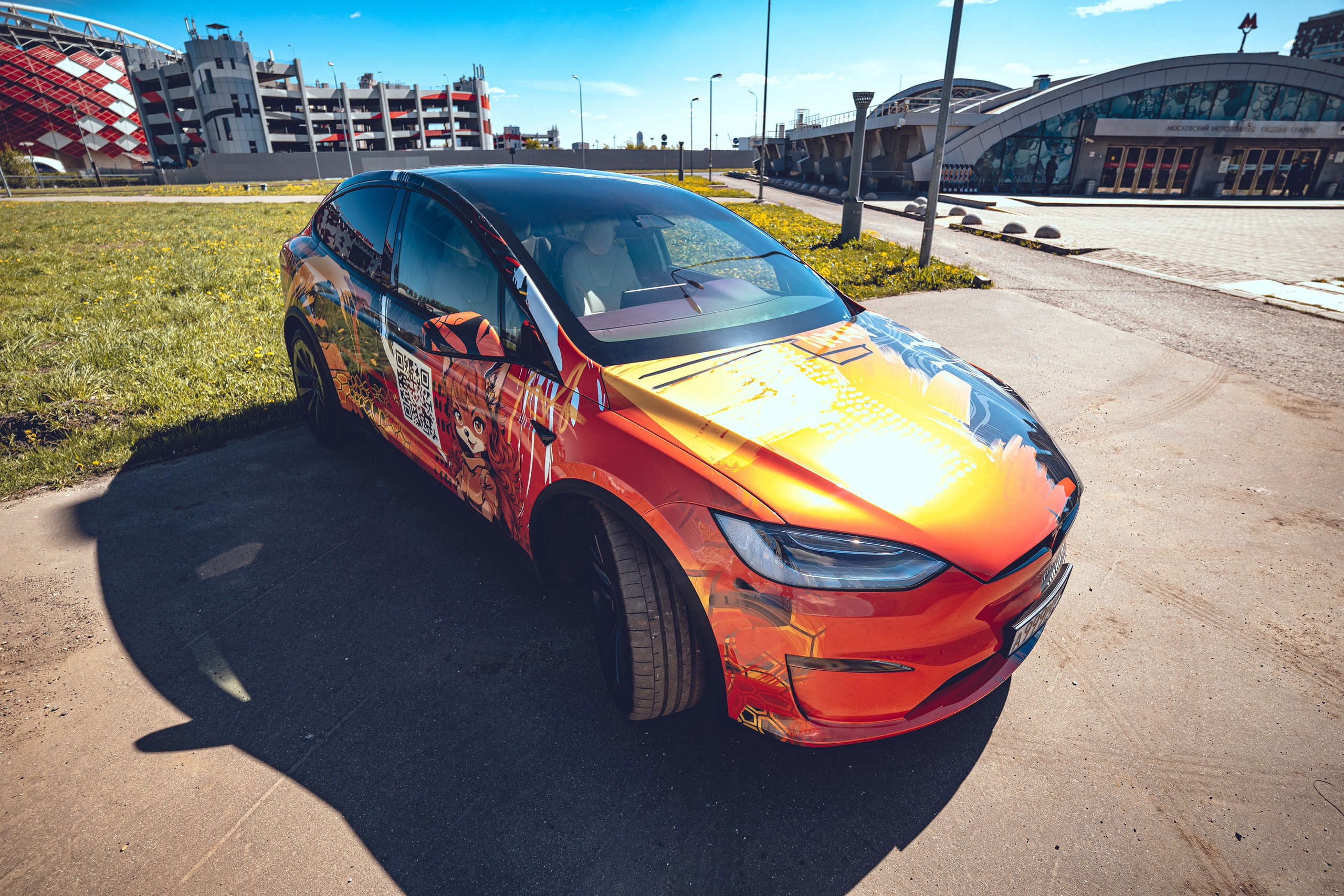 Винилография на Tesla Model X Plaid. Студия дизайна и оклейки авто Barmaley Design