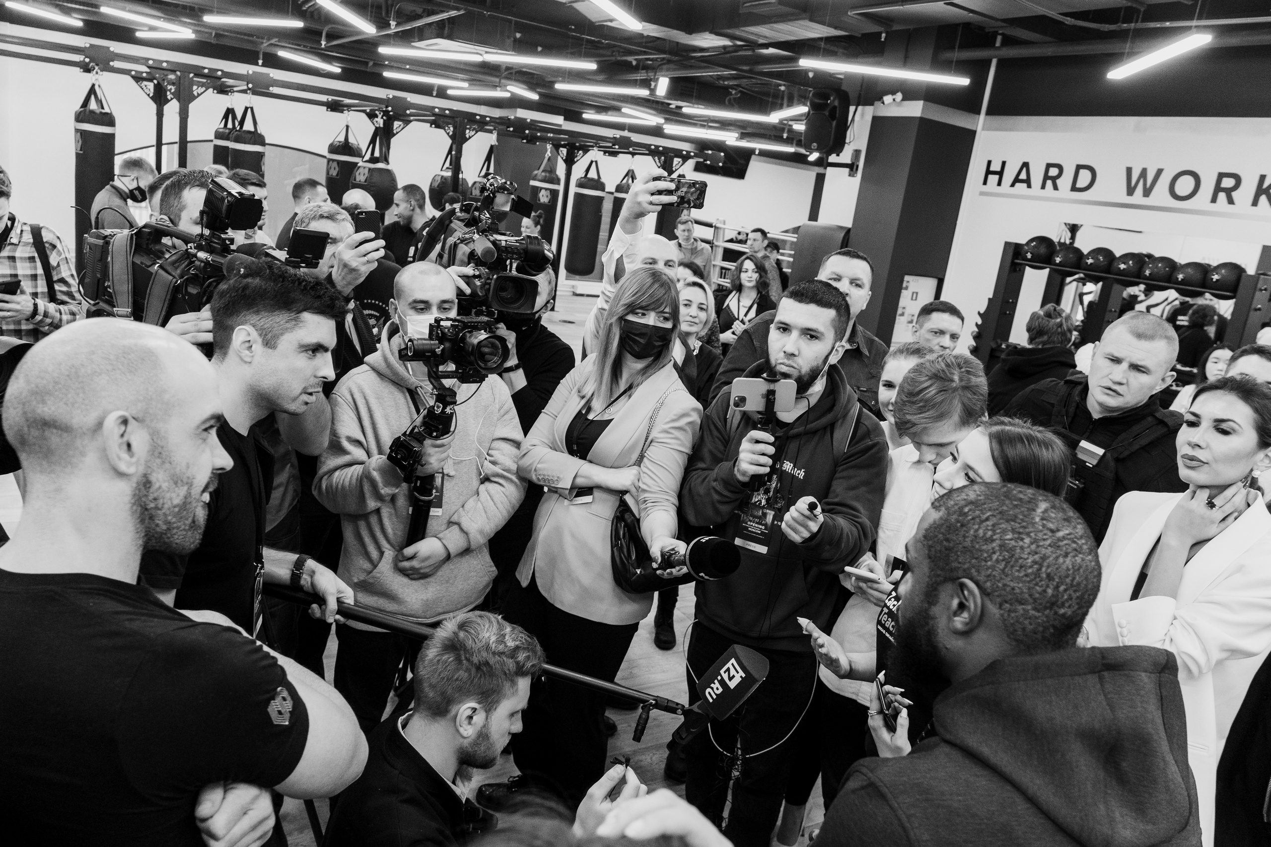 Флойд Мейвезер конференция и открытие зала бокса в Москве. Свадебные фотосессии в Москве. Фотограф Сергей Ржевский