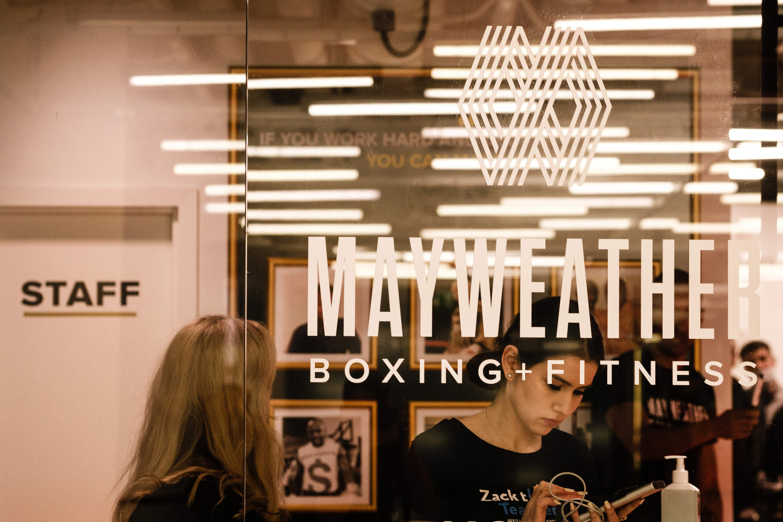 Флойд Мейвезер конференция и открытие зала бокса в Москве. Свадебные фотосессии в Москве. Фотограф Сергей Ржевский