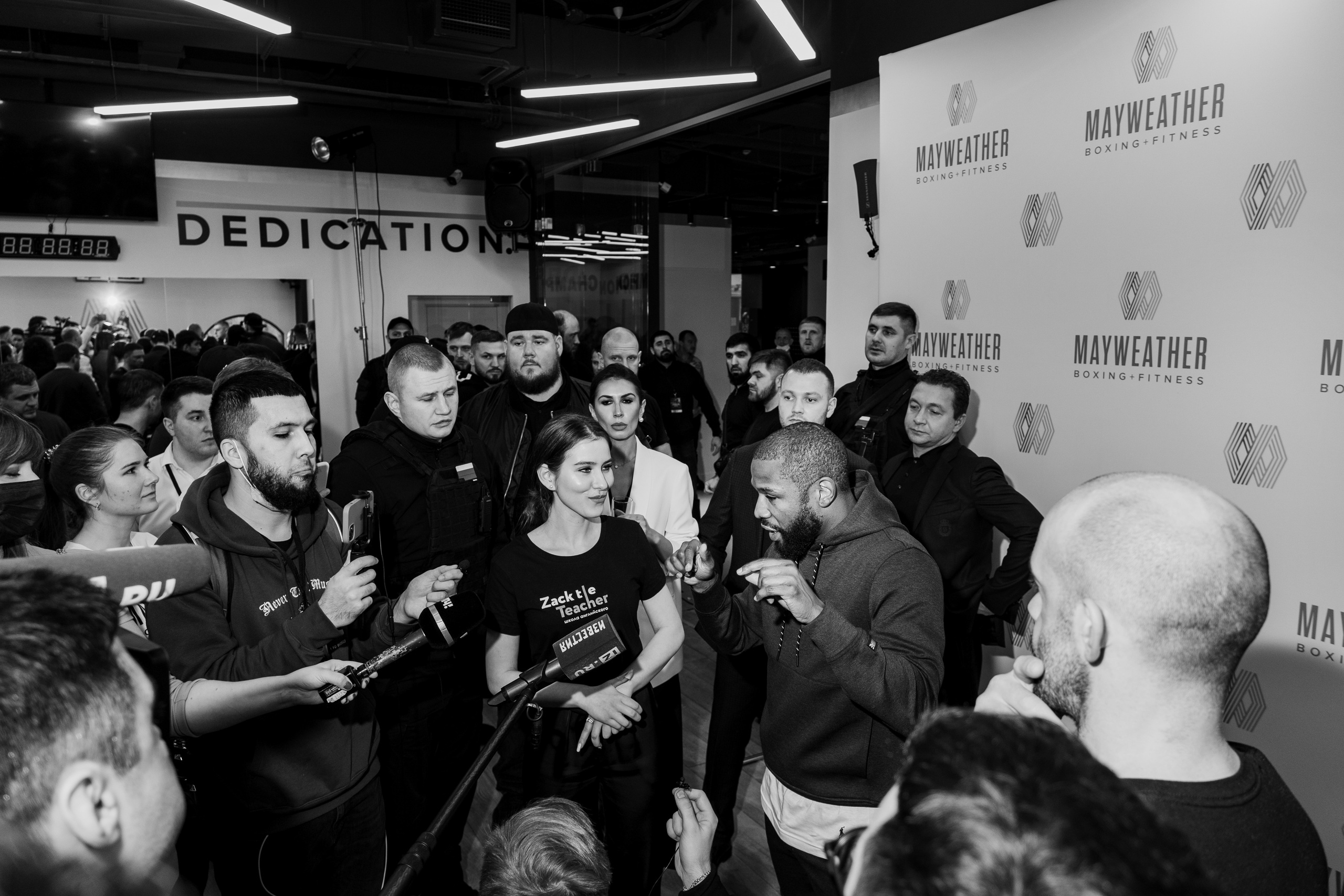 Флойд Мейвезер конференция и открытие зала бокса в Москве. Свадебные фотосессии в Москве. Фотограф Сергей Ржевский