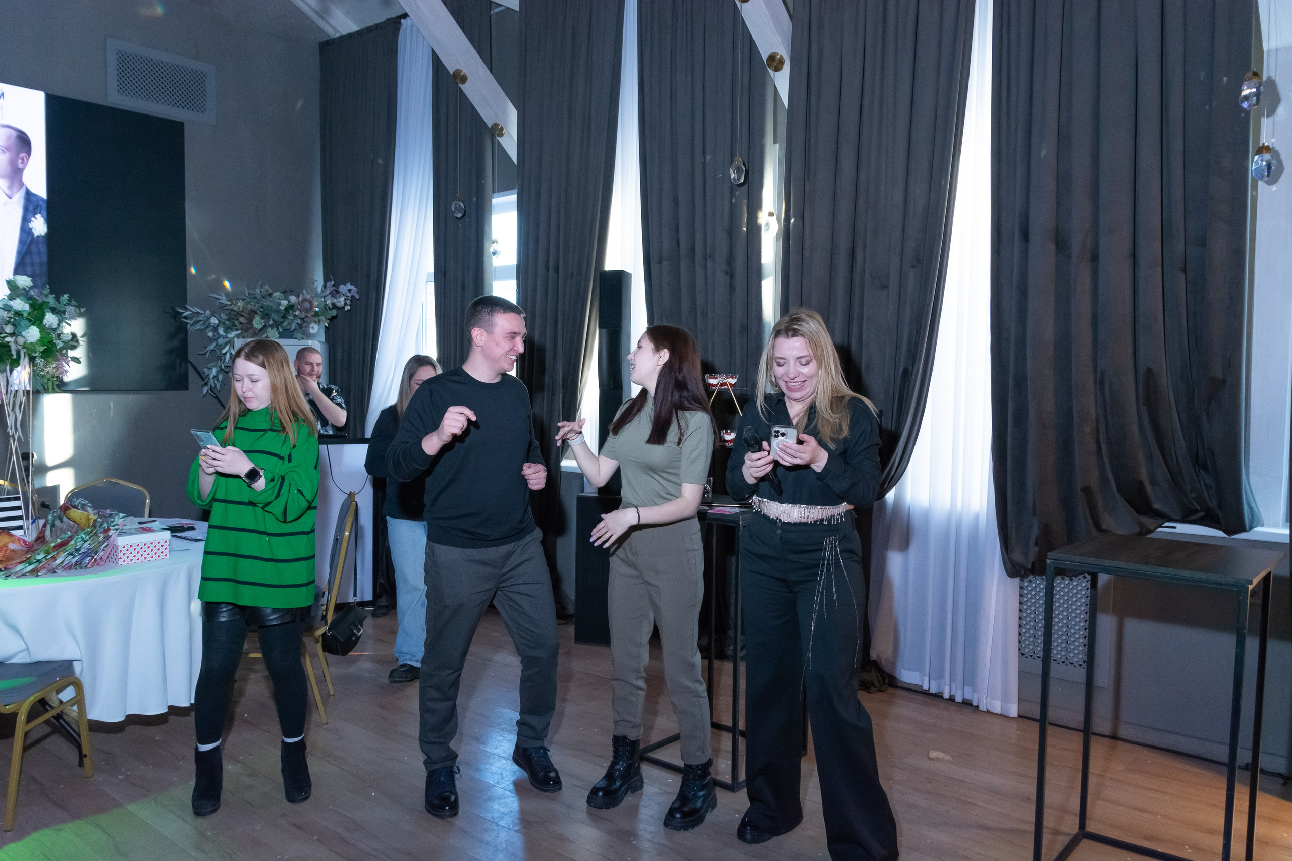 Свадебное чаепитие для молодоженов