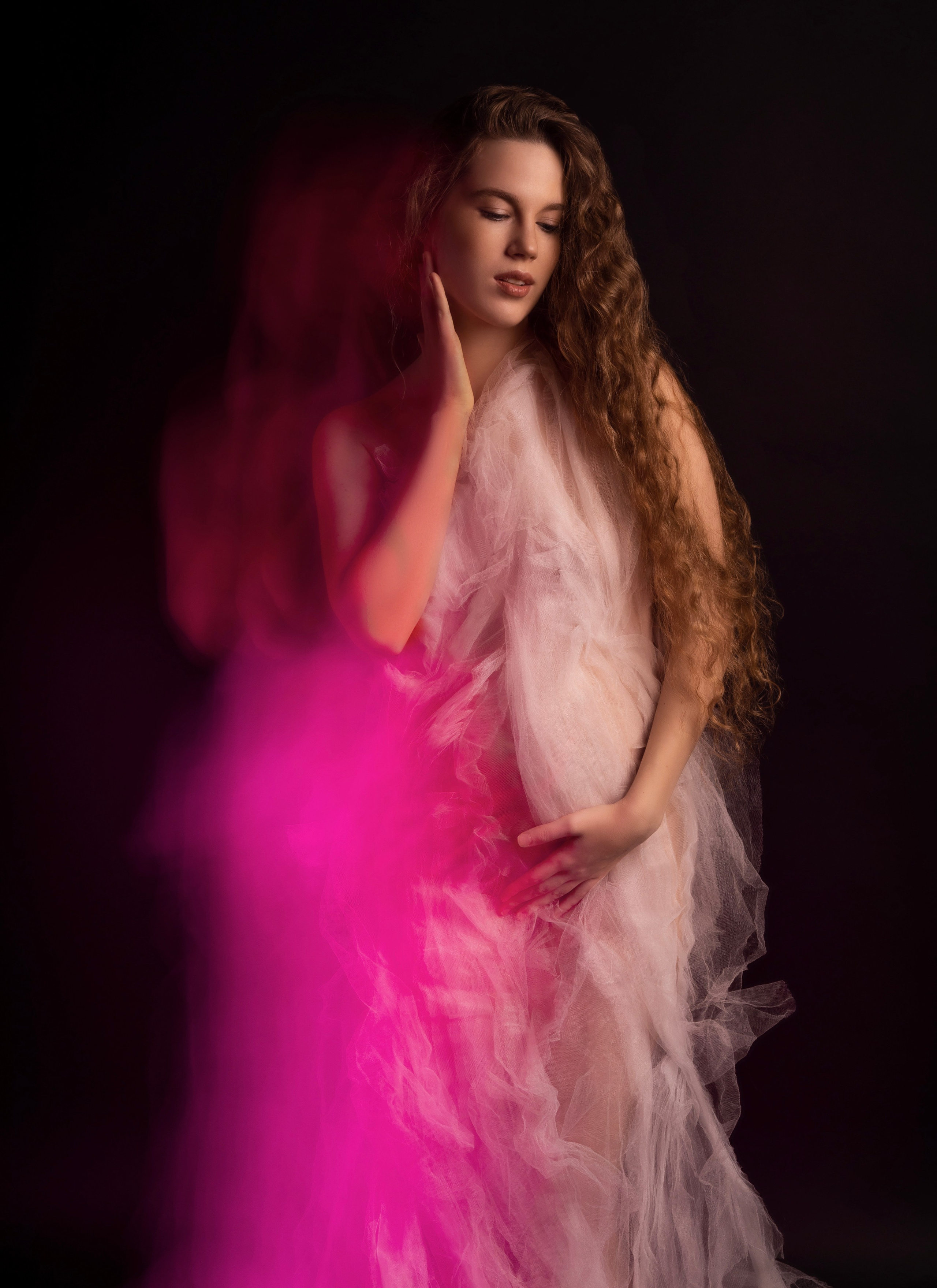 Женский портрет. Фотограф в стиле минимализм в г. Самара Анна Качановская