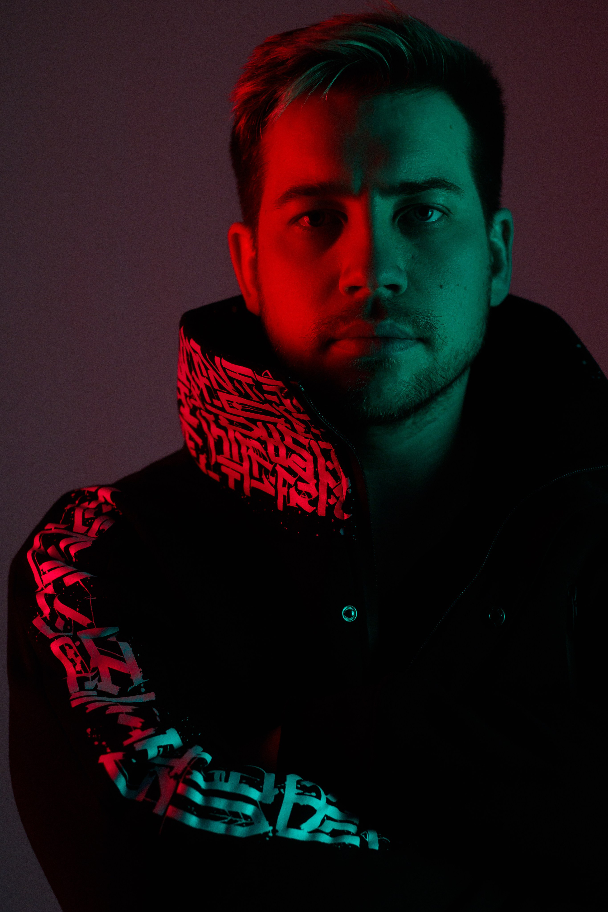 Антон. Фотограф в Тюмени Даша Михнова. Портреты, фотопроекты, фотодни