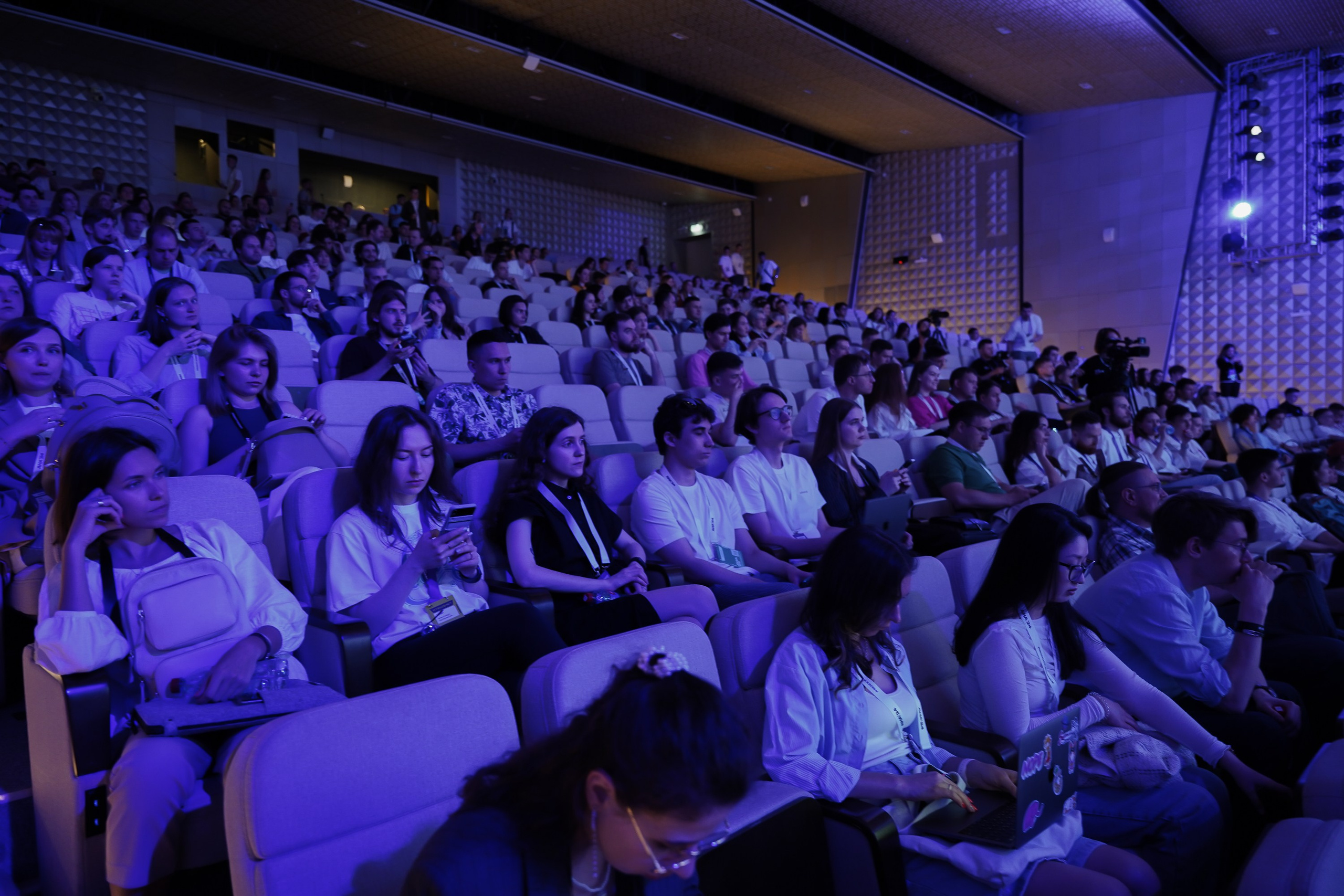 Aha! — 6 июня 2024. Фотобанк Матемаркетинг