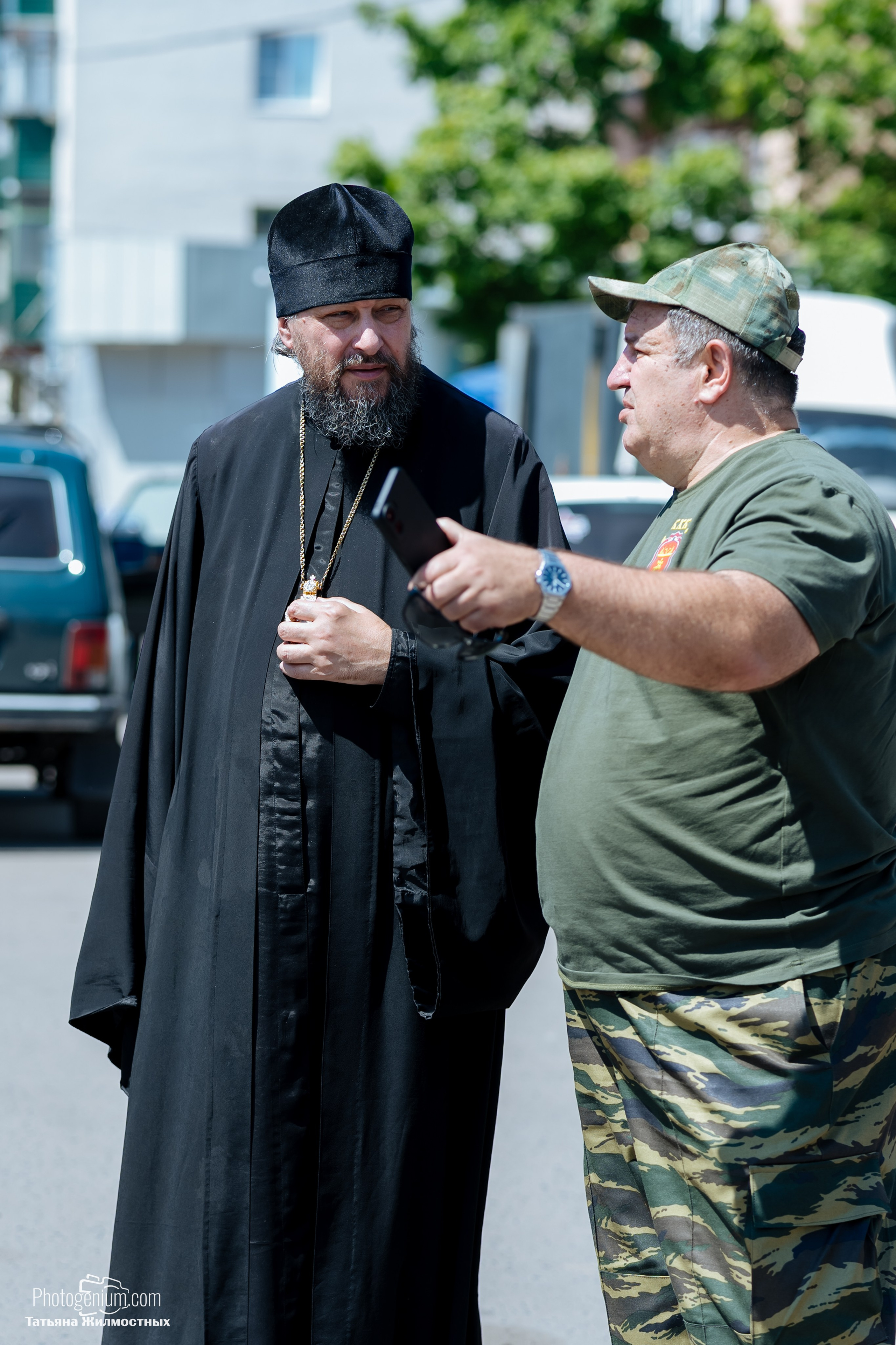 8 июня «Патриоты из Курска» сбор гуманитарной помощи у кинотеатра «Родина». Фотограф Нижний Новгород Татьяна Кейод