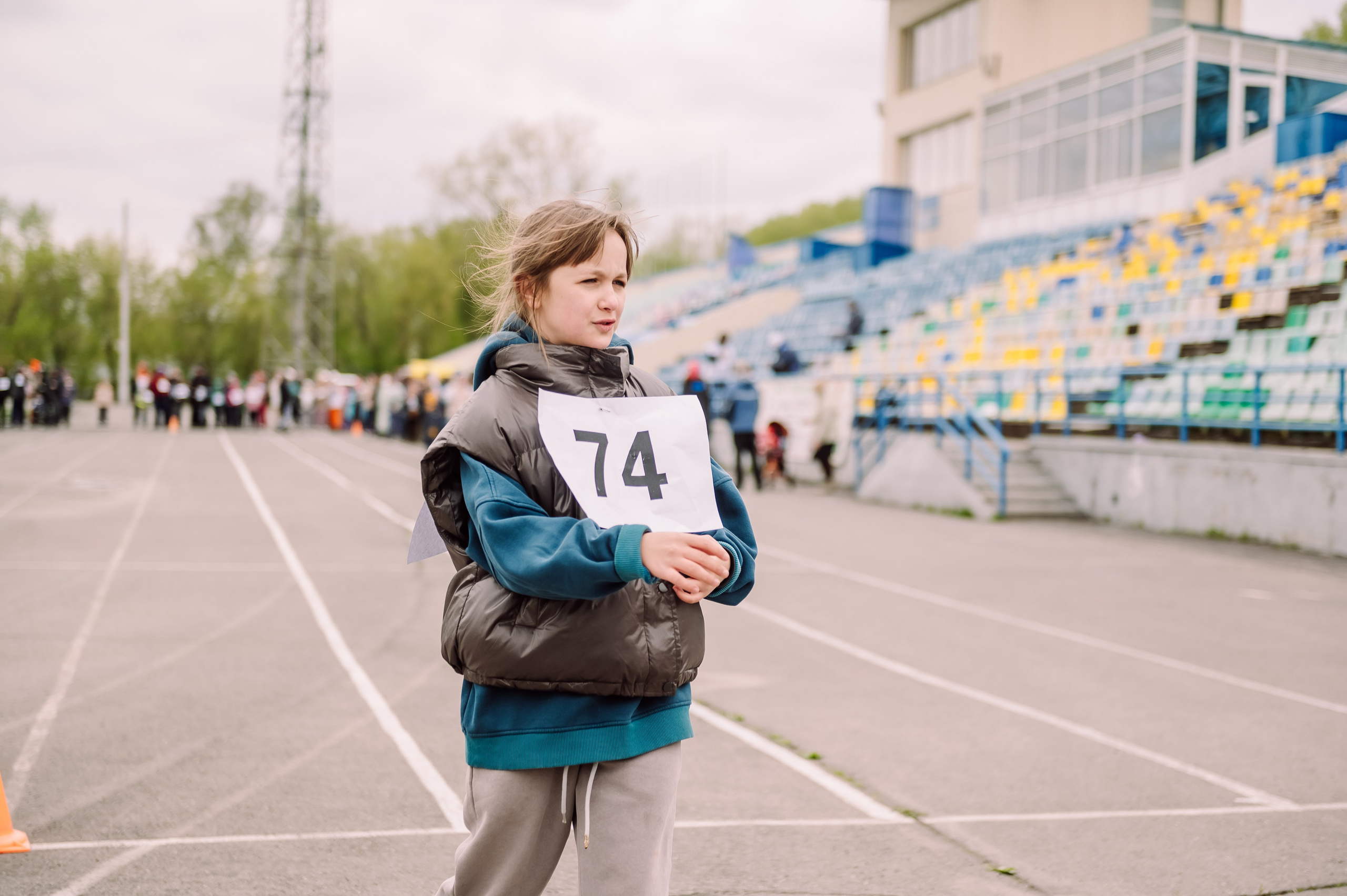 Пасхальный забег «Вера и Спорт» на стадионе Шахтёр. Детский фотограф, семейный фотограф и репортажи в Кемерово