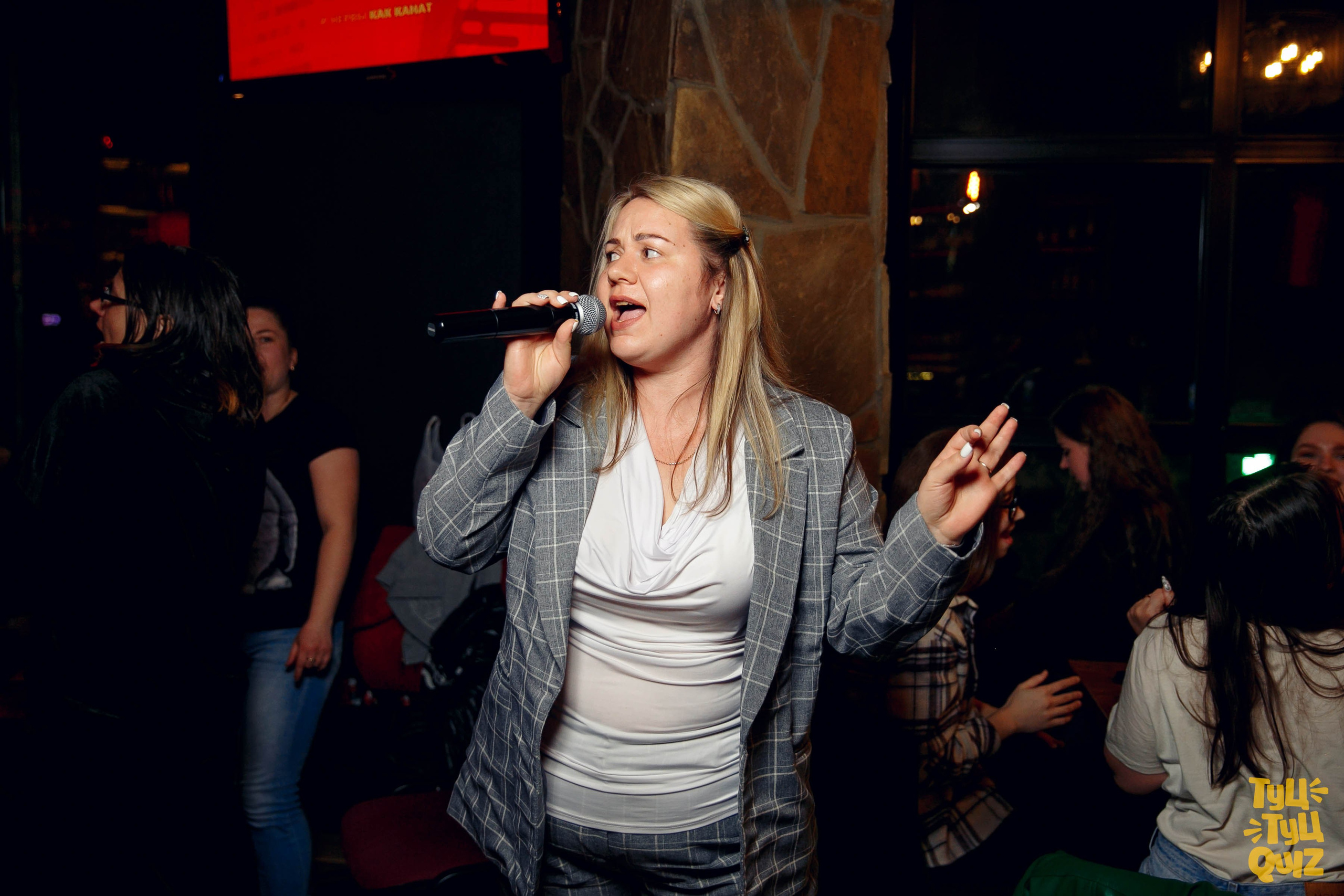 Туц туц квиз. Ваш репортажный фотограф Артемий Антонов