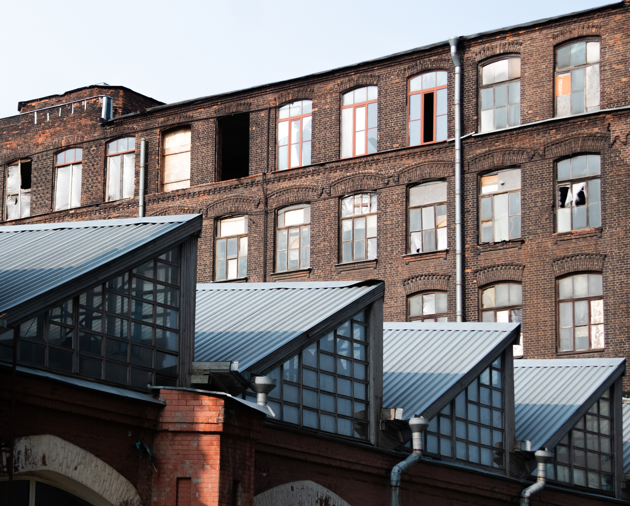 SNYT. An Alternative View of St. Petersburg’s Architecture. 2025. Janie valde |photographer & visual artist