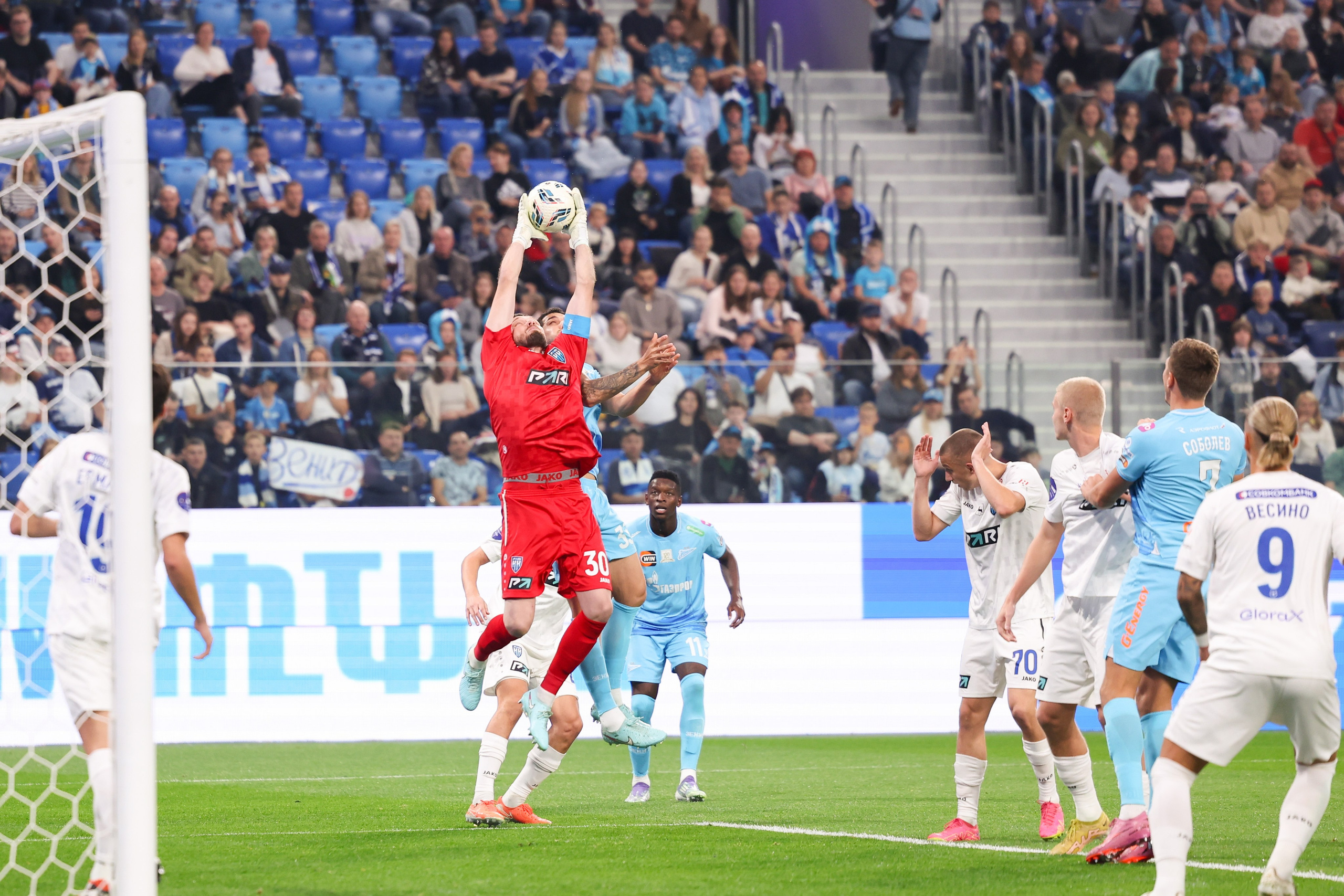 ФК «Зенит» — ФК «Пари НН» 30.08.2025. Спортивный и репортажный фотограф Антон Тереханов