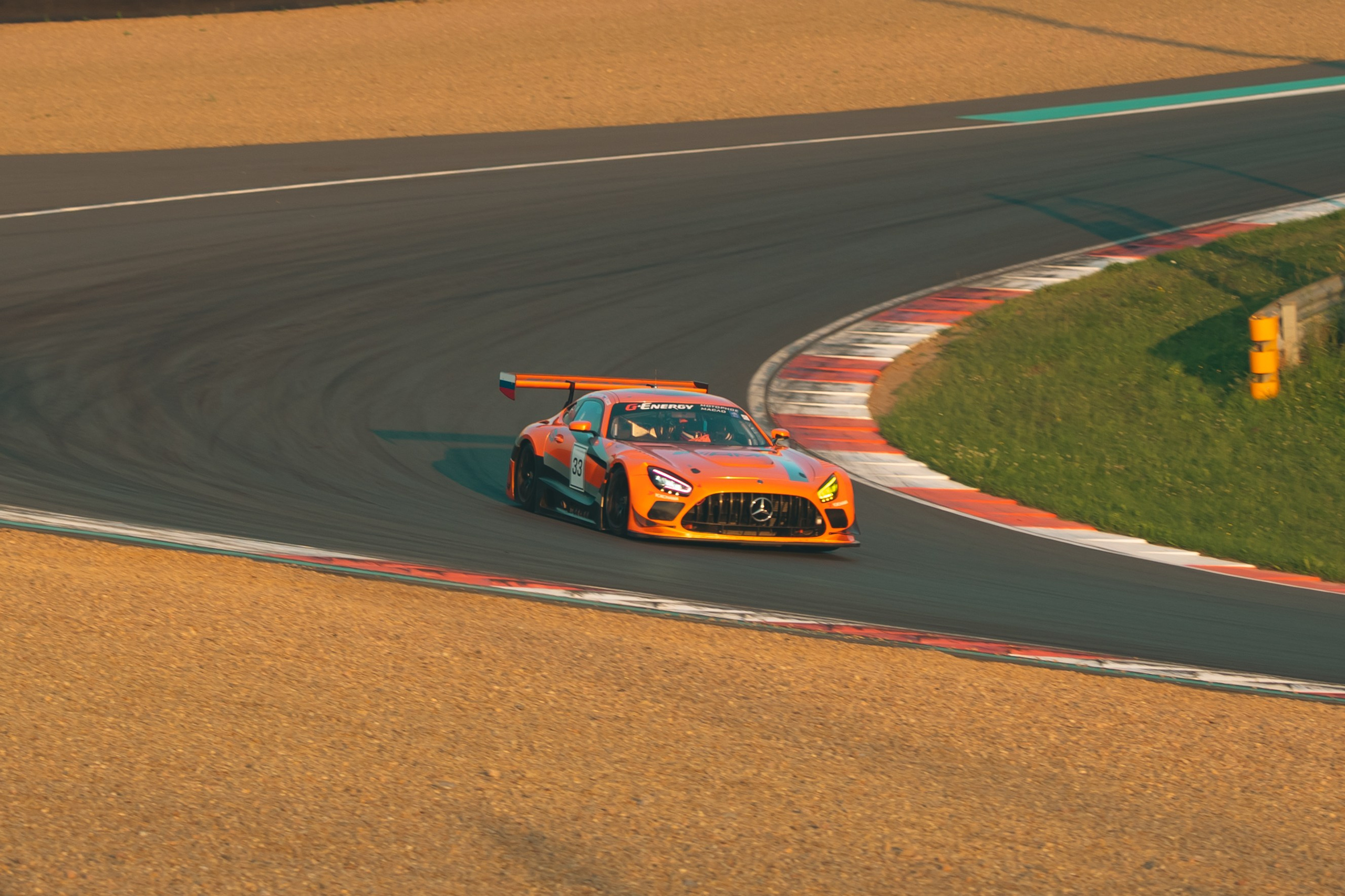 Трек-день Игора Драйв. Портретный и автомобильный фотограф в Санкт-Петербурге Евгений Черепанов