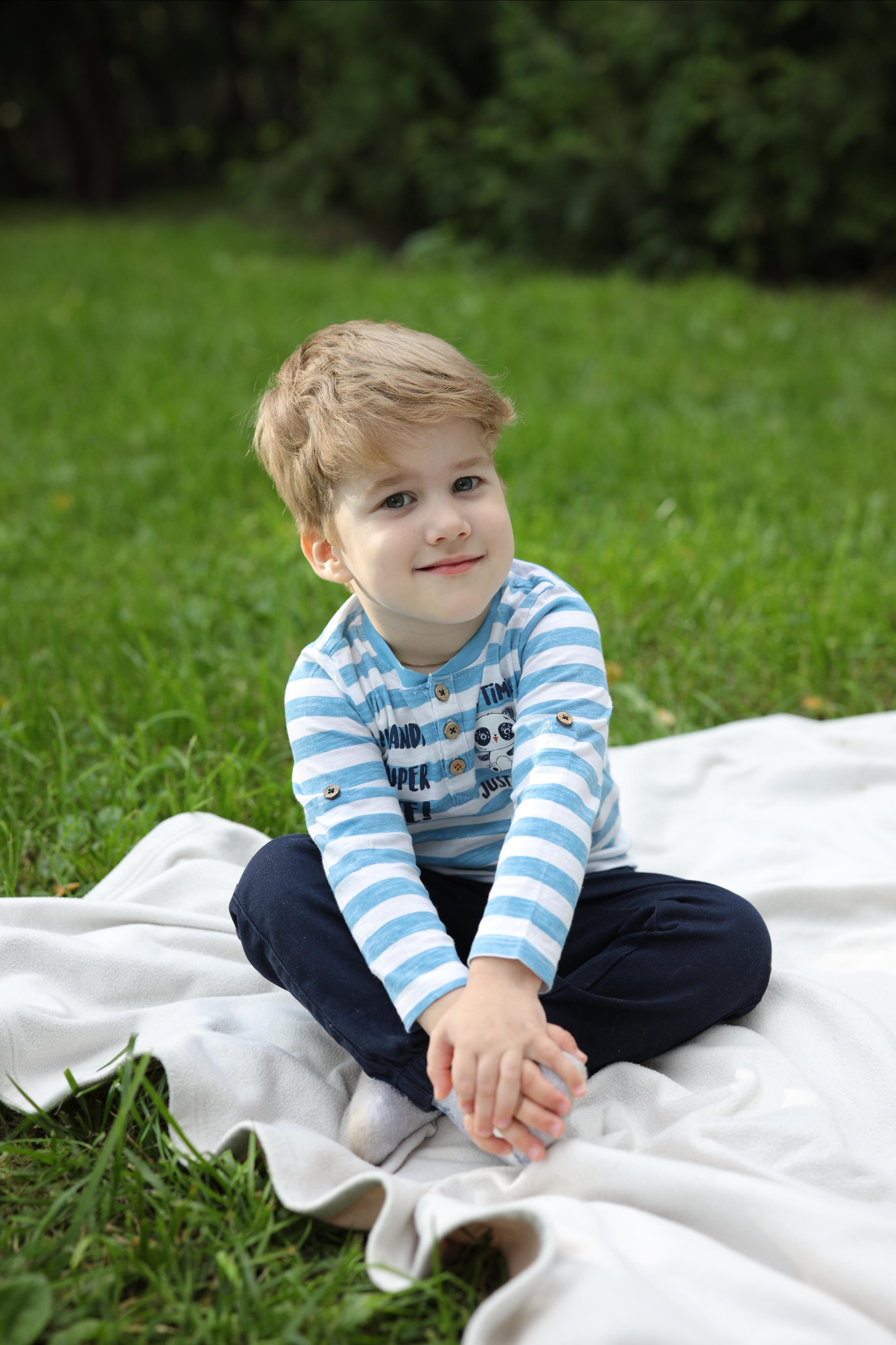 Парк Дружба (братья). Юрий Белозёров фотограф
