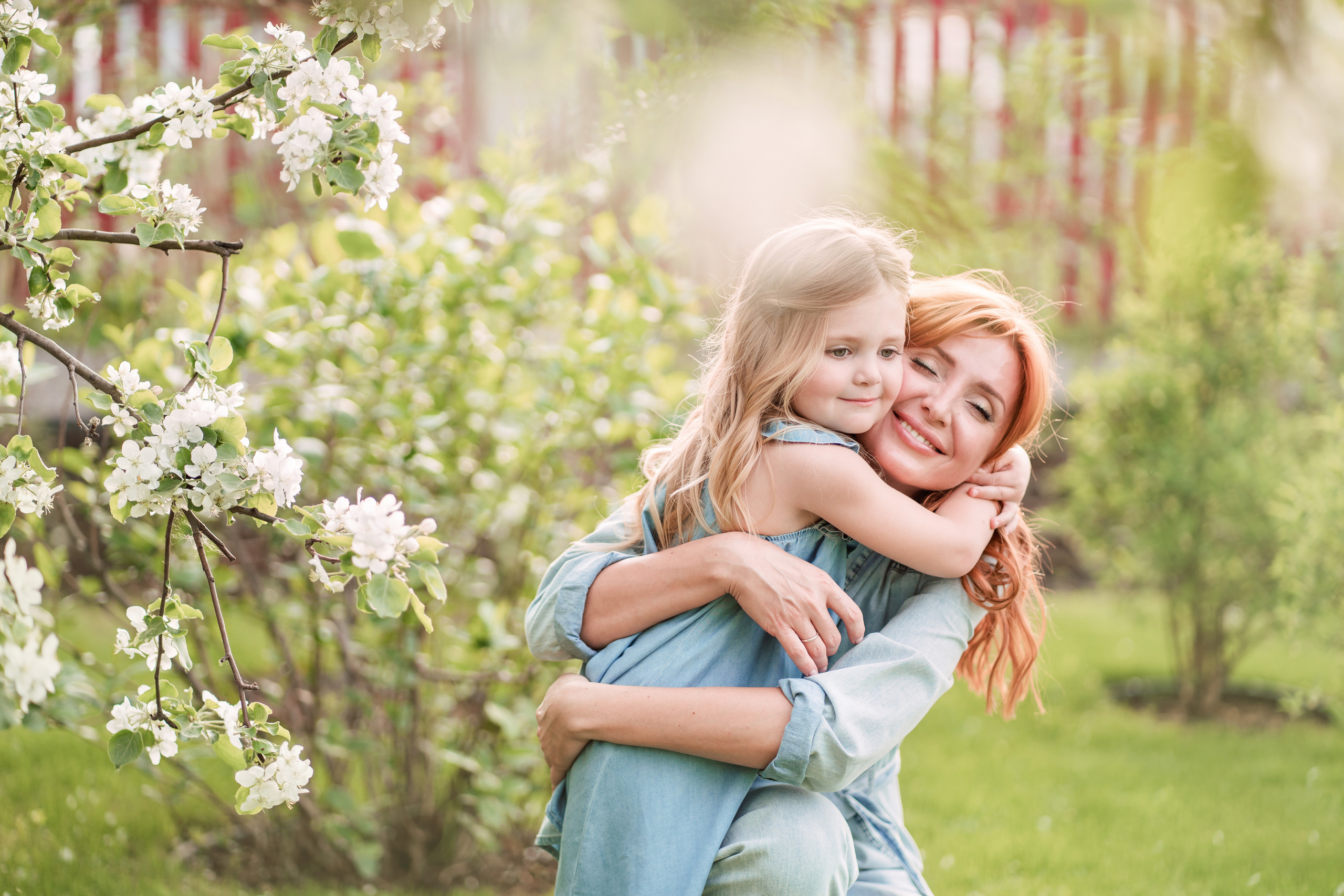 Яблоневый сад. Семейный фотограф, фотосессия беременности в Новосибирске Кристина Киб
