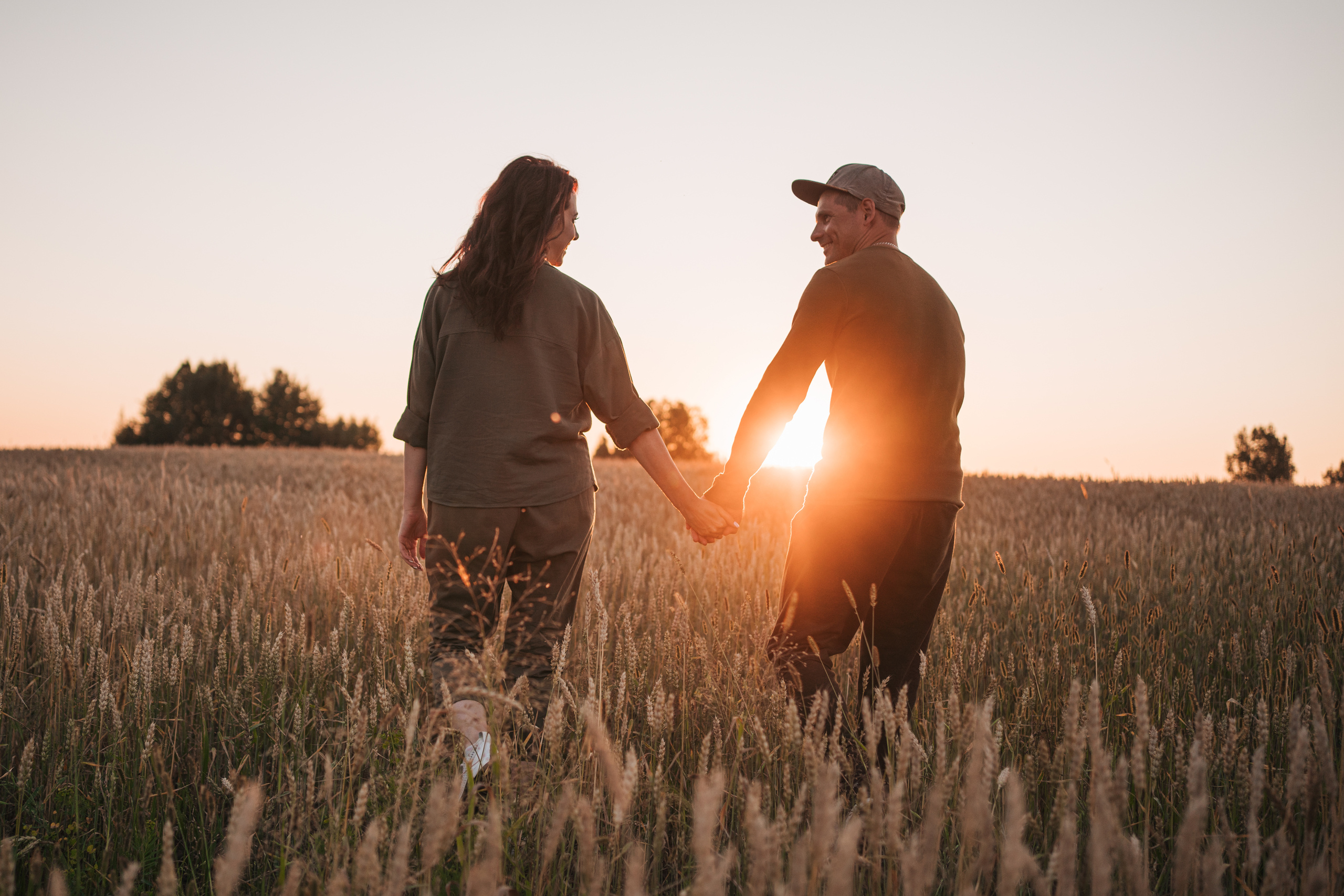 Фотосессия в пшеничном поле. Семейный фотограф, фотосессия беременности в Новосибирске Кристина Киб