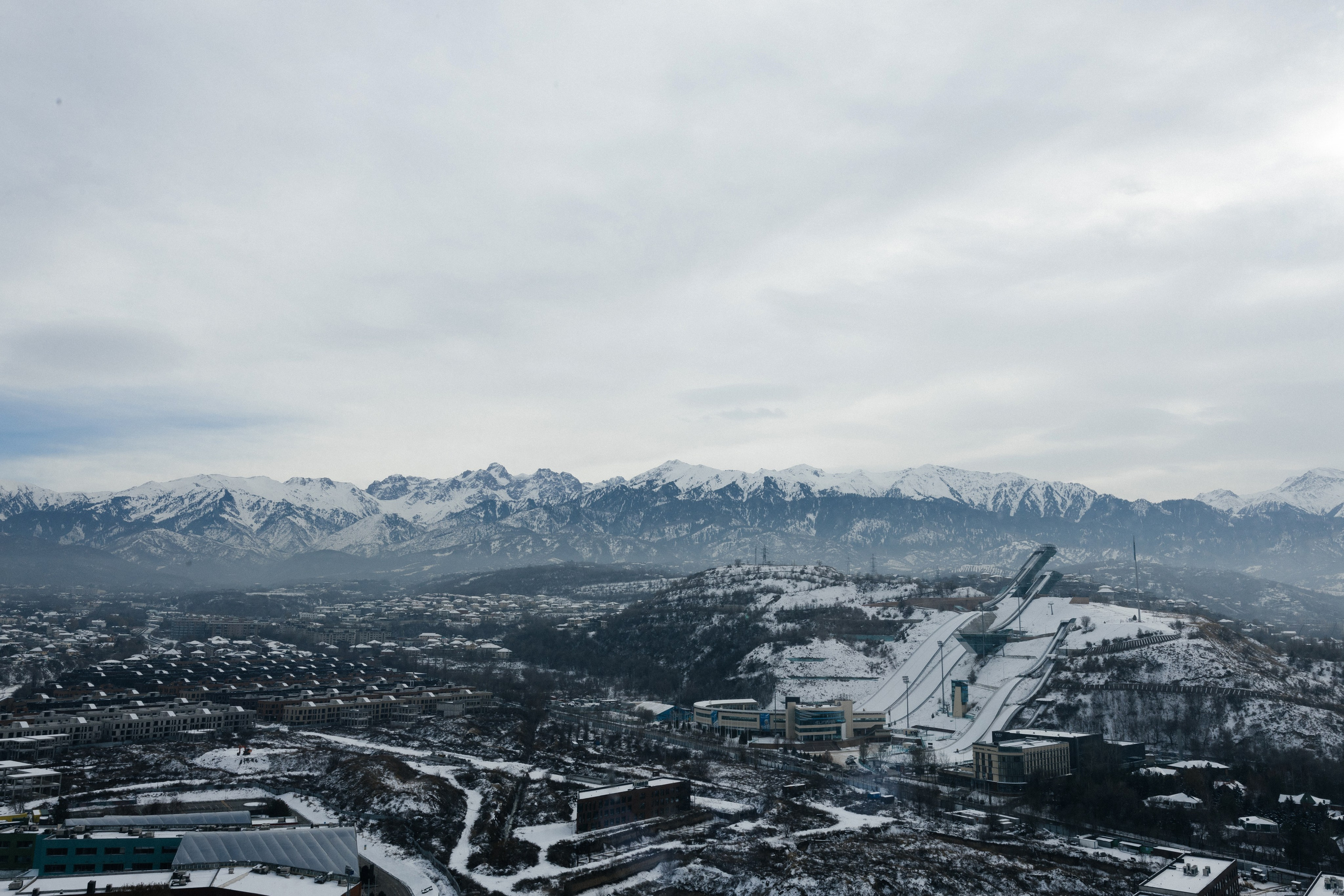 Iliyas & Symbat Almaty. Zhandos Berikov