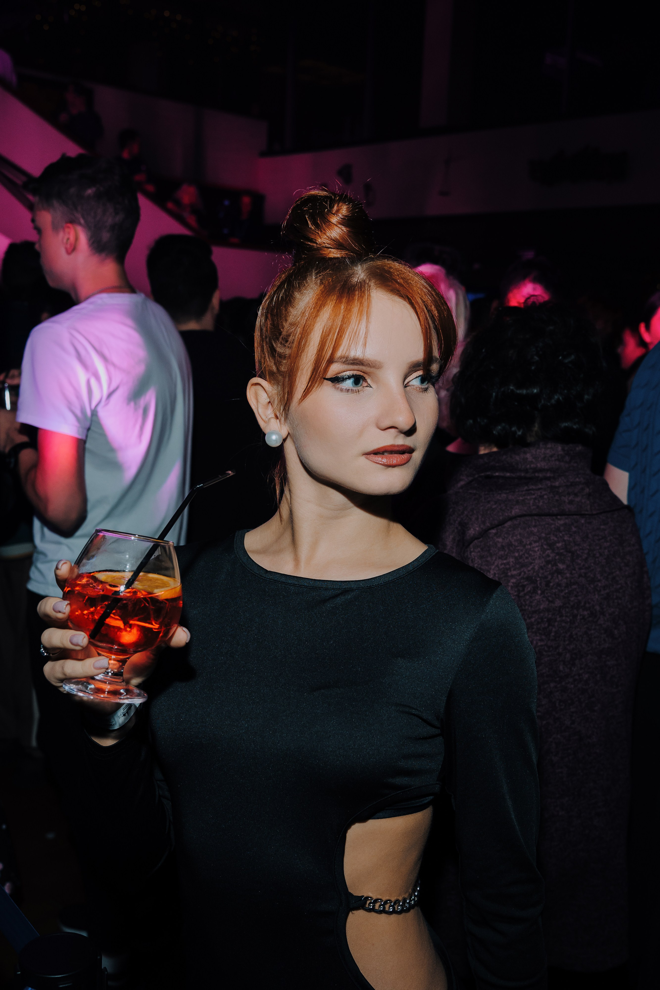 20 ЛЕТ МЕГАПОЛИС ЧЕЛЯБИНСК ХЕДЛАЙНЕР ЕЛКА. Репортажный фотограф Зуев Роман г. Челябинск