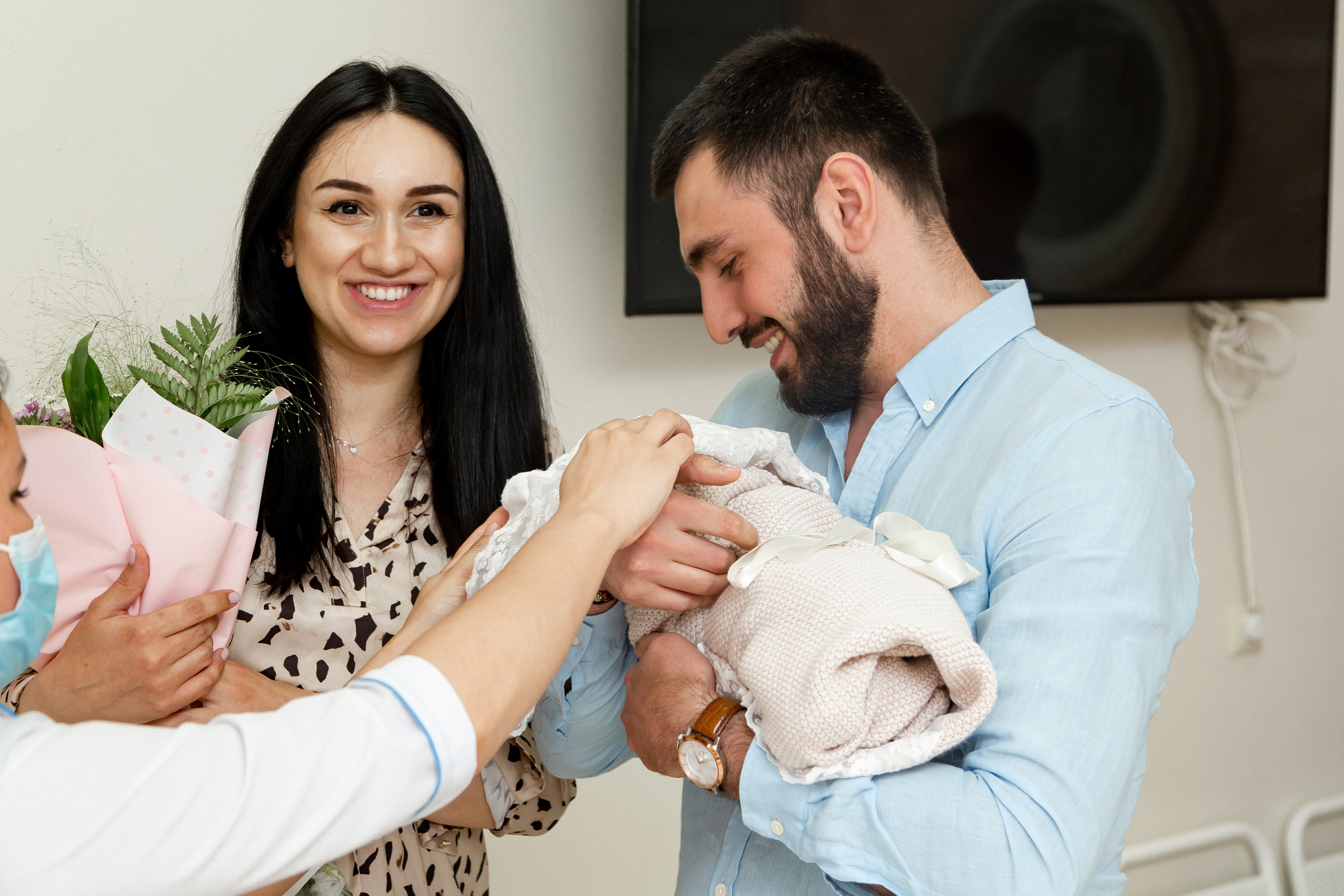 Выписка из роддома. Фотограф Никита Комаров