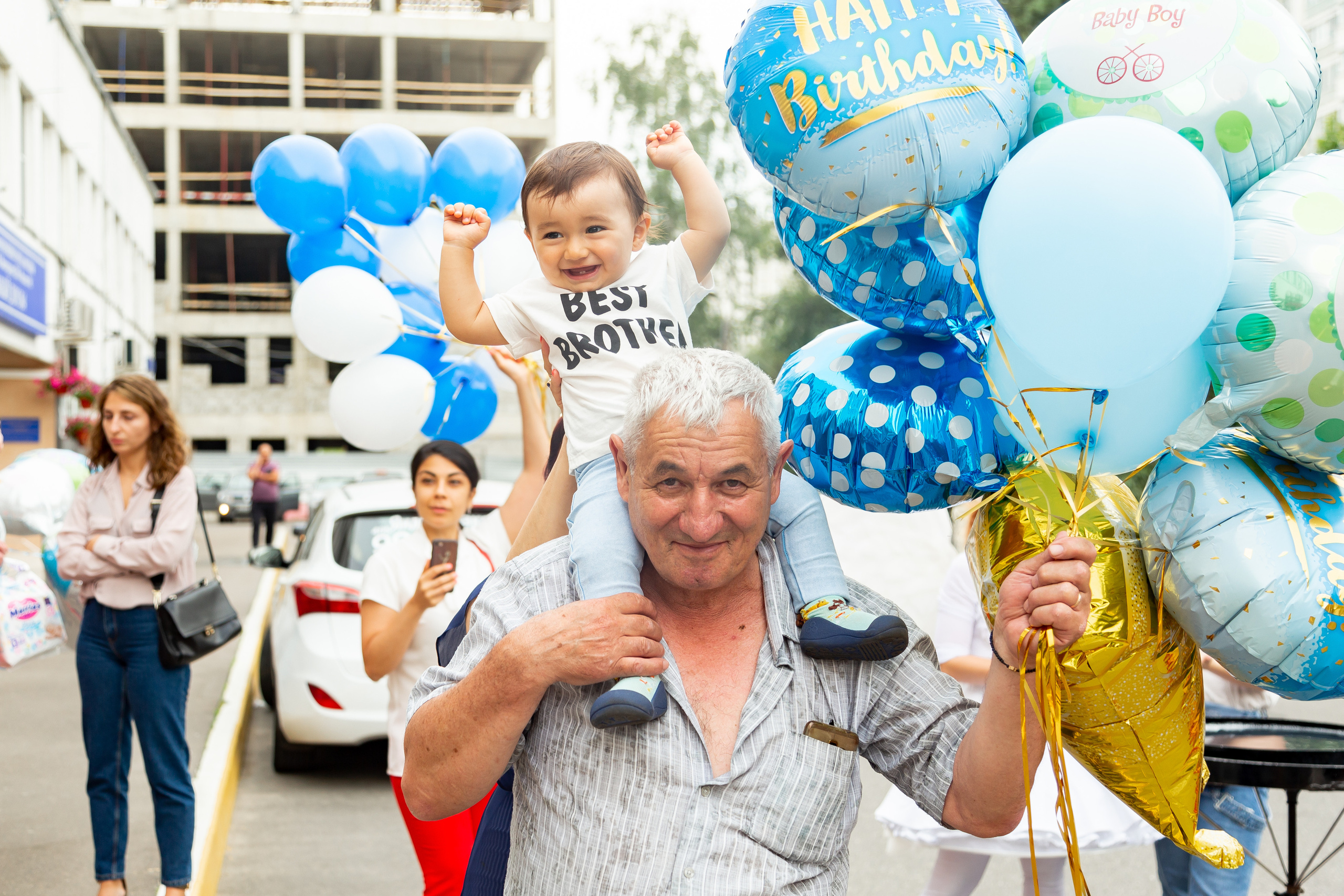 Выписка из роддома. Фотограф Никита Комаров