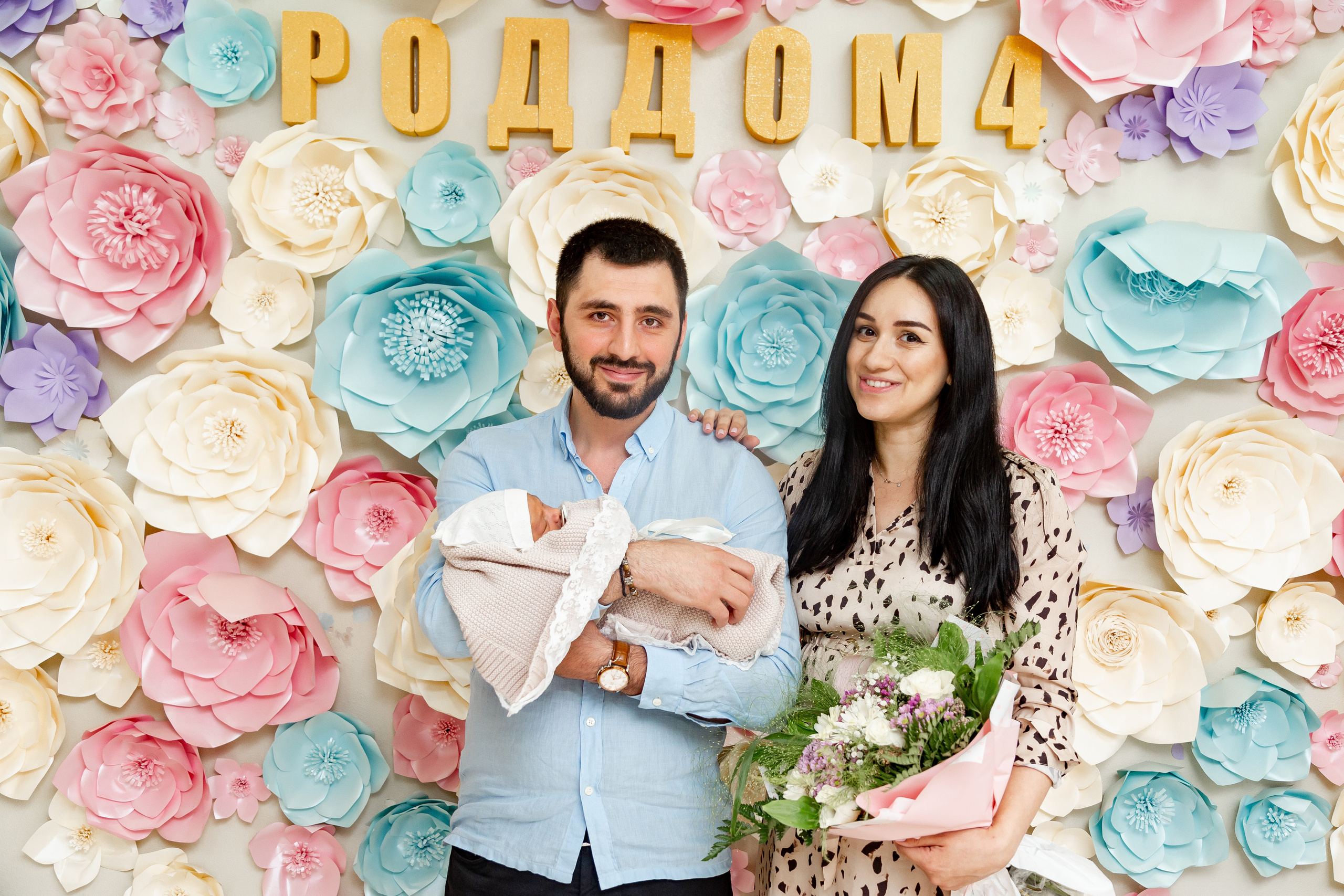 Выписка из роддома. Фотограф Никита Комаров