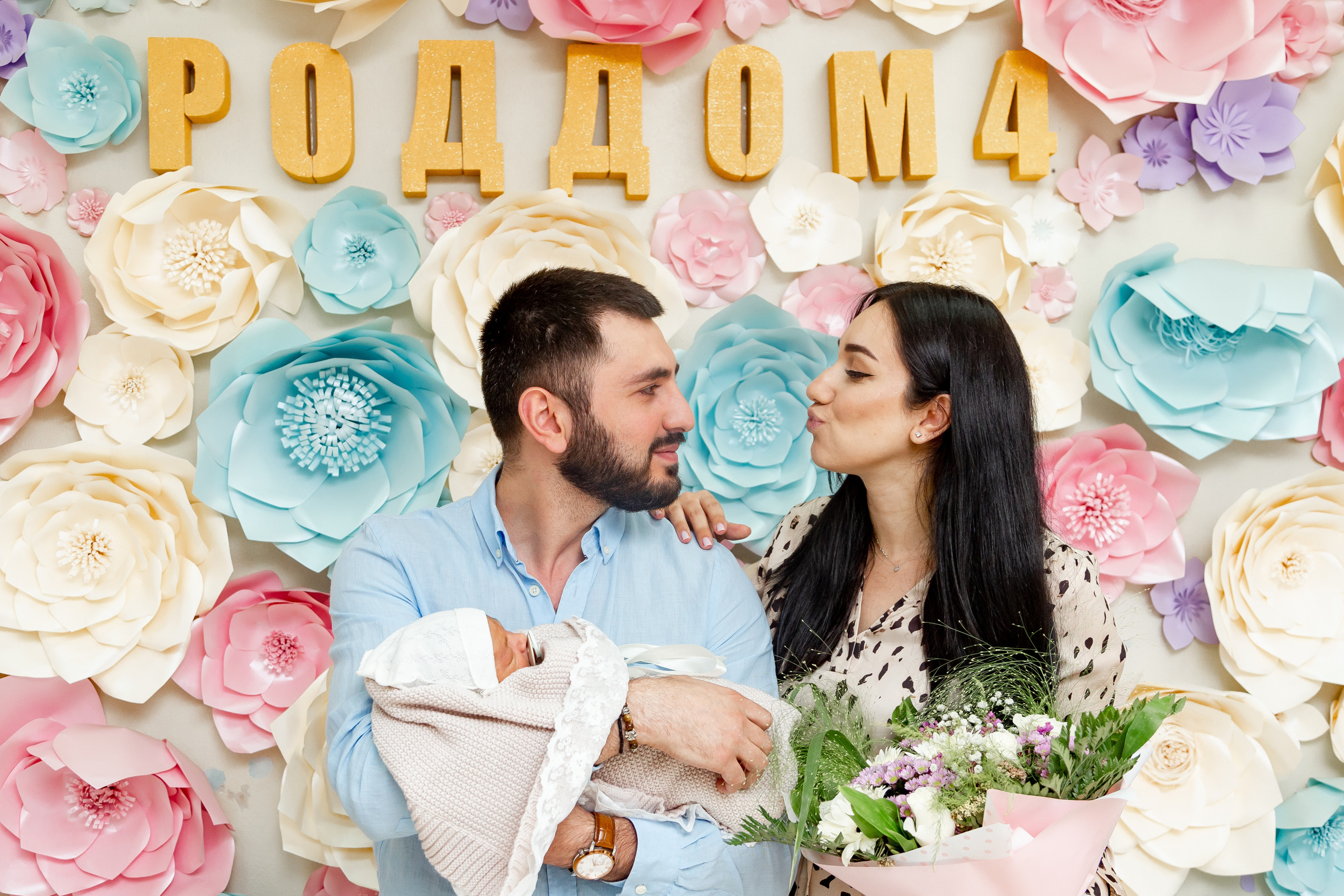 Выписка из роддома. Фотограф Никита Комаров