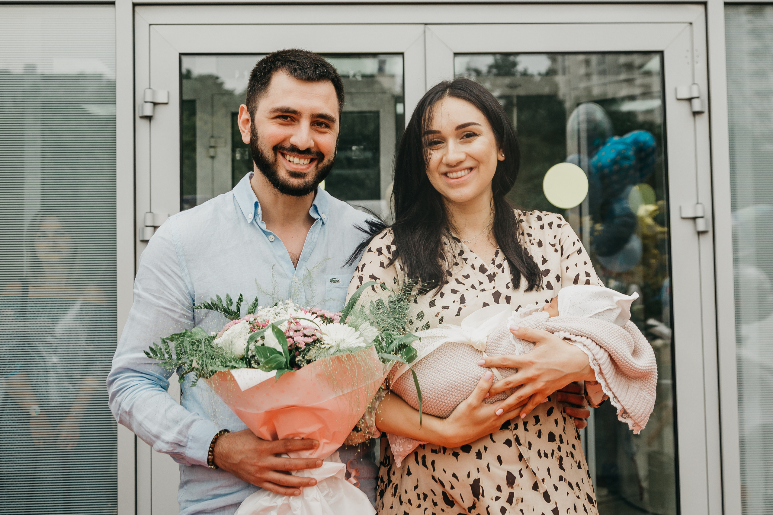 Выписка из роддома. Фотограф Никита Комаров