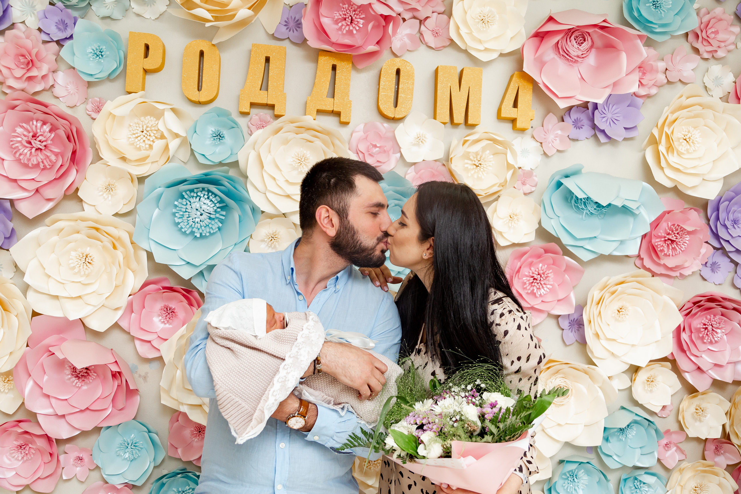 Выписка из роддома. Фотограф Никита Комаров