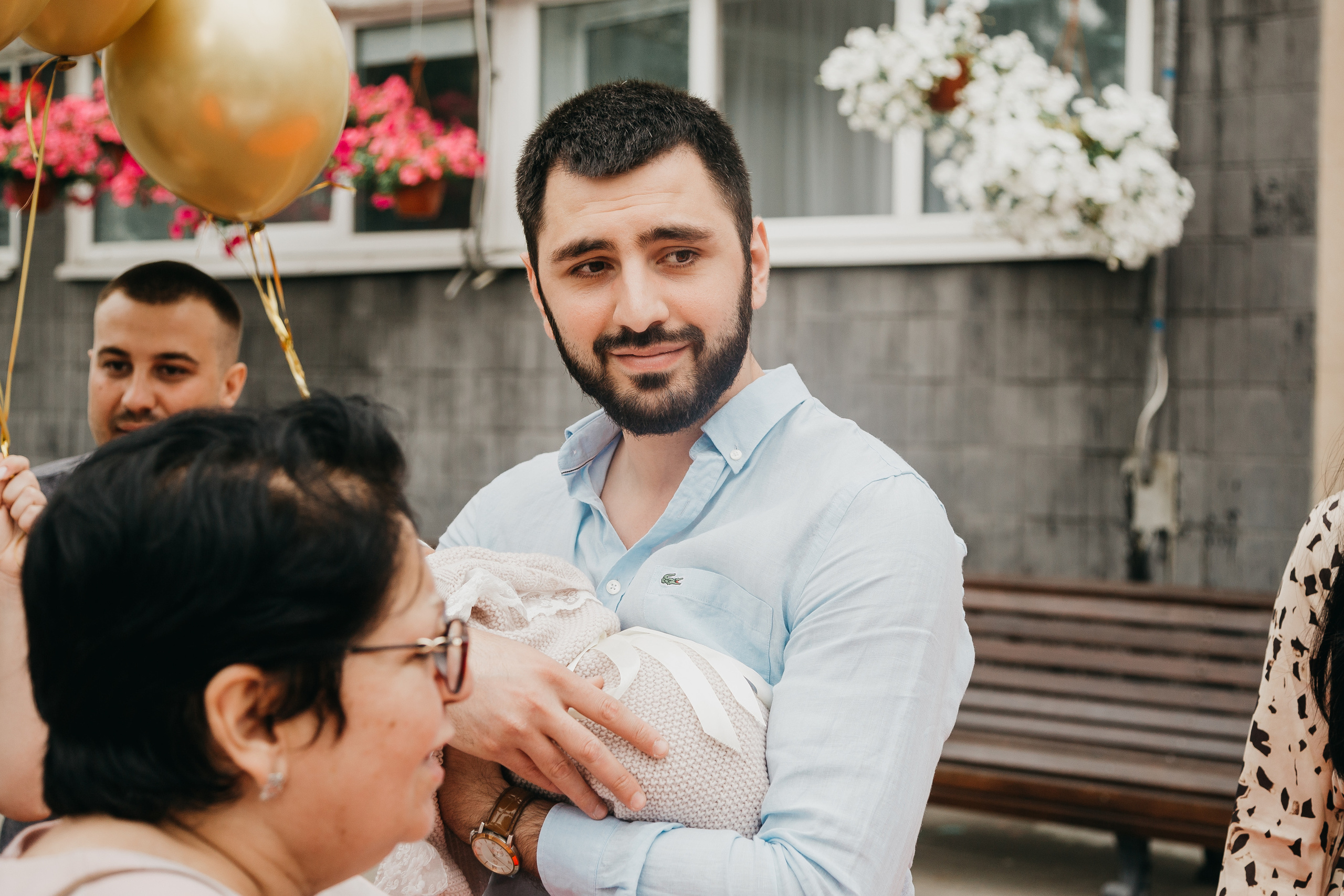 Выписка из роддома. Фотограф Никита Комаров